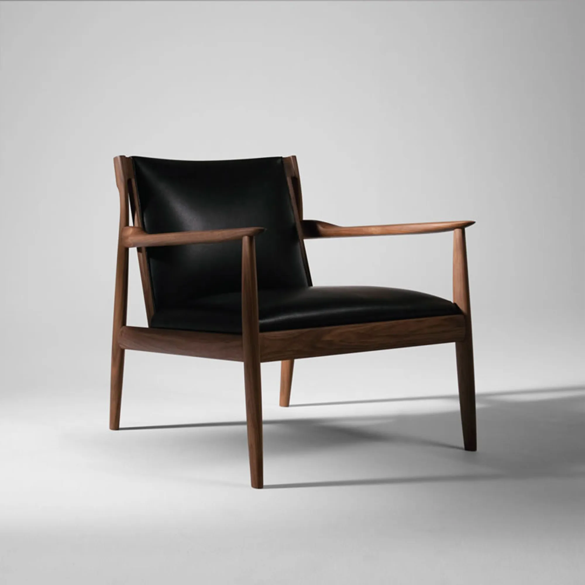 Claude Easy Chair - 5