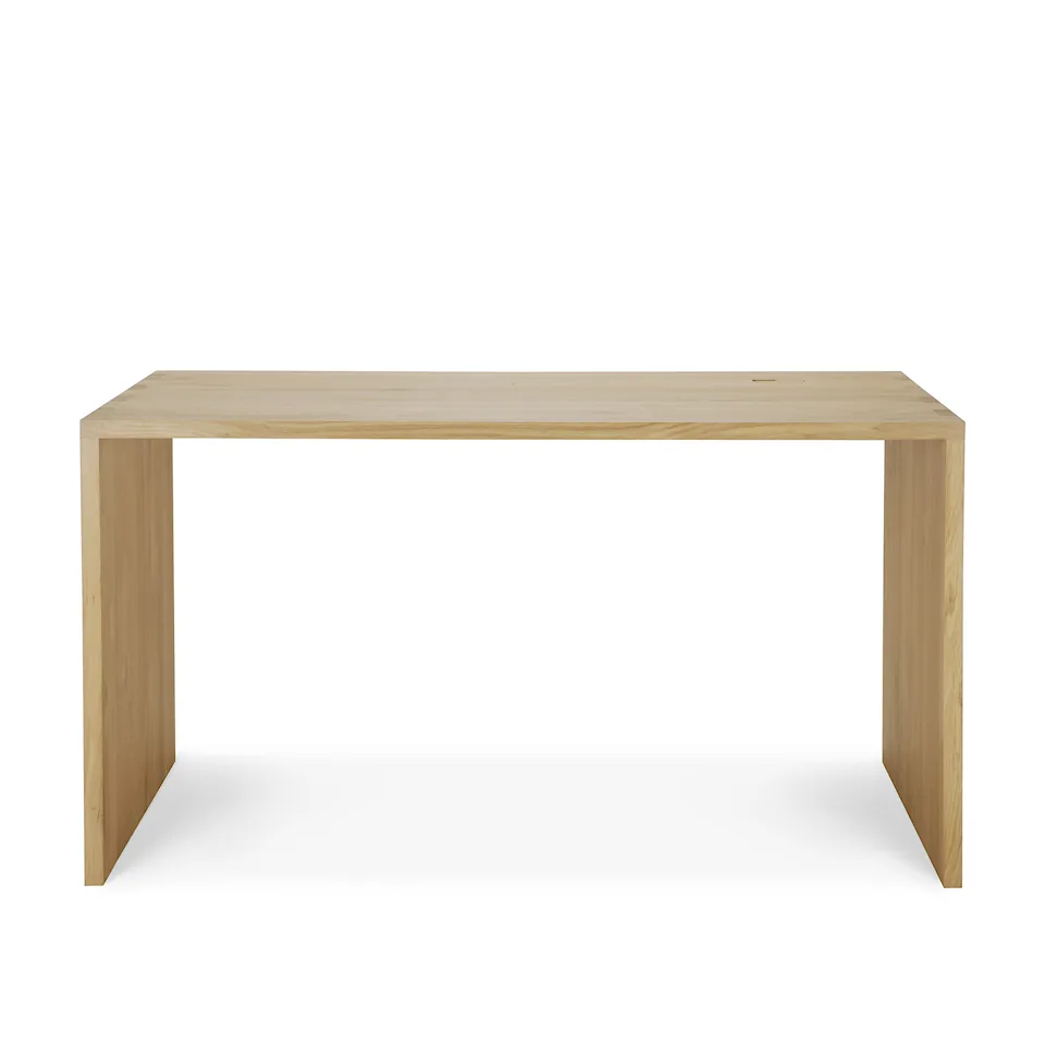 U Desk - Varnished Oak - Rectangular - With Cable Management