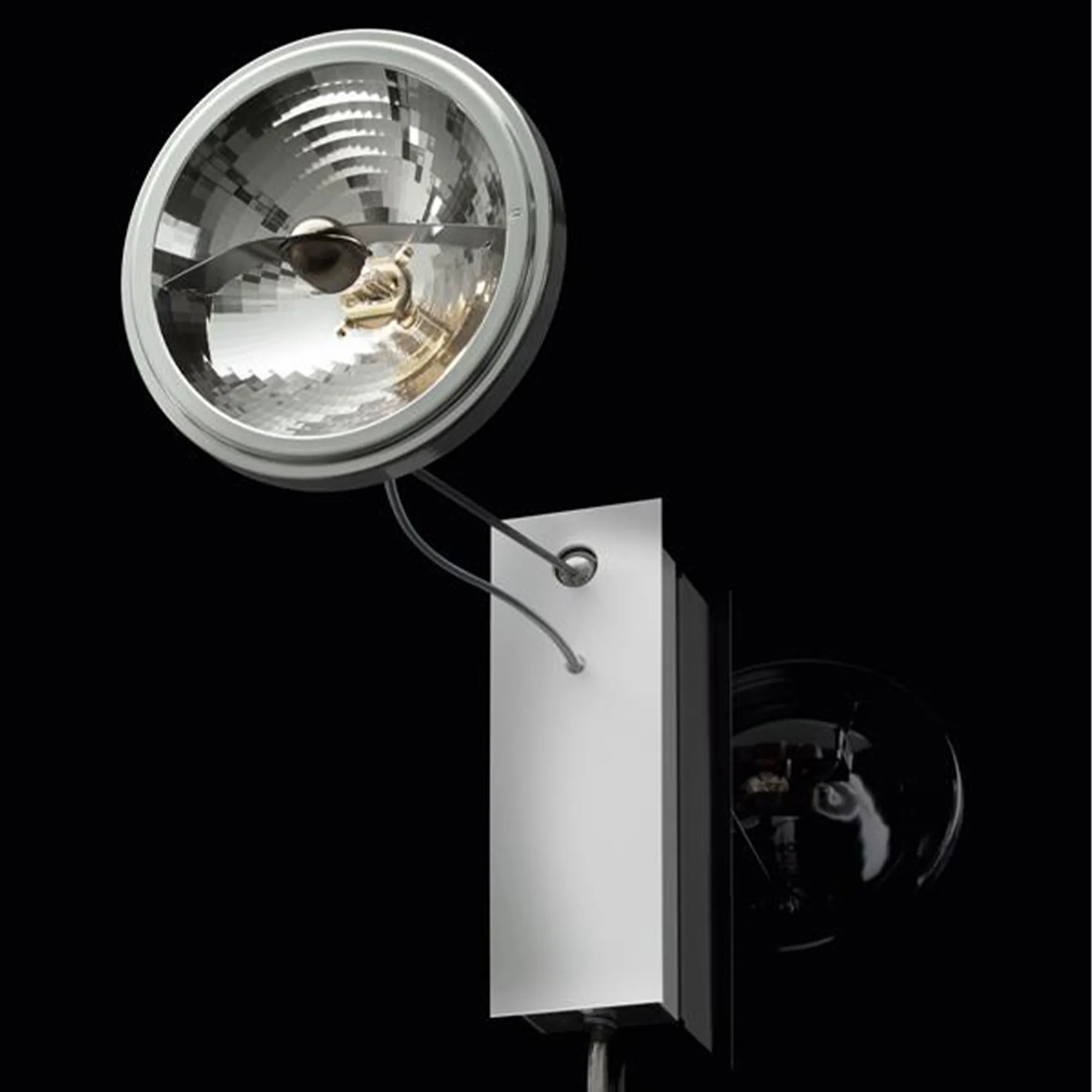 Use Me W. Wall Lamp - 2