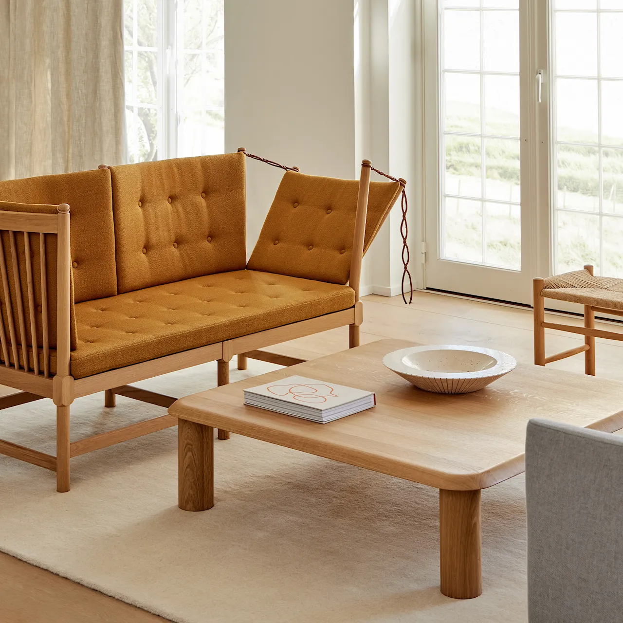 The Spoke-Back 2-Seater Sofa Black Lacquered Oak
