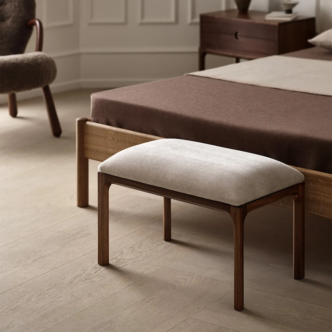 Entre Stool