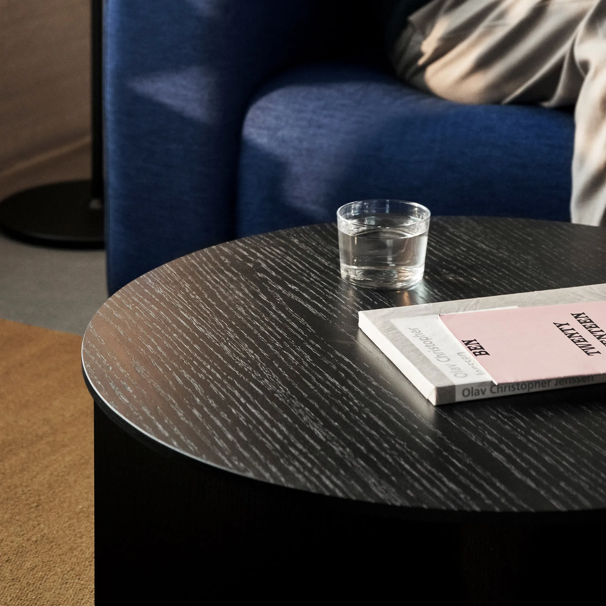 Slit Coffee Table Round High - 6