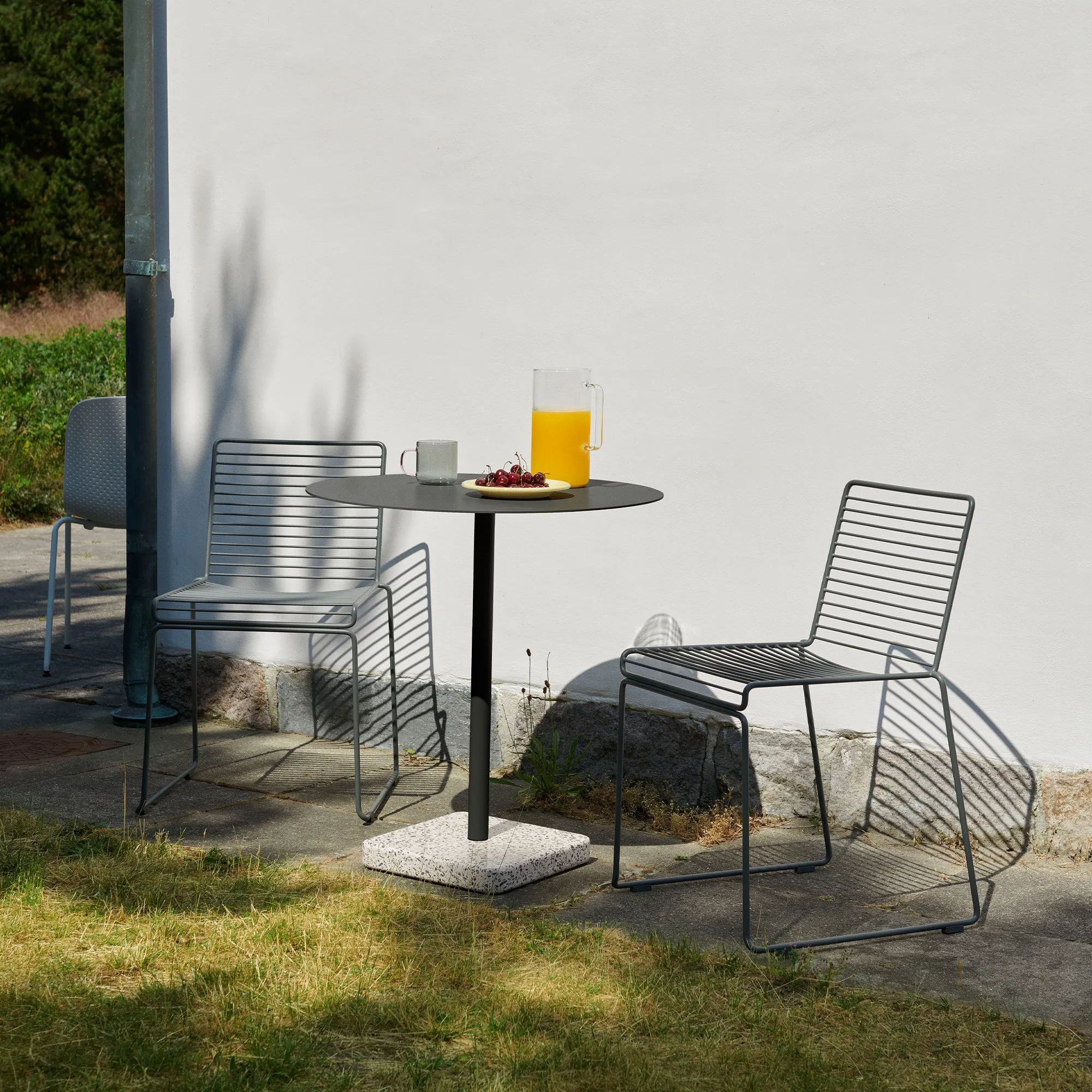 【mappy】HAY TERRAZZO TABLE ROUND HAY - Terrazzo Table (round) | Connox