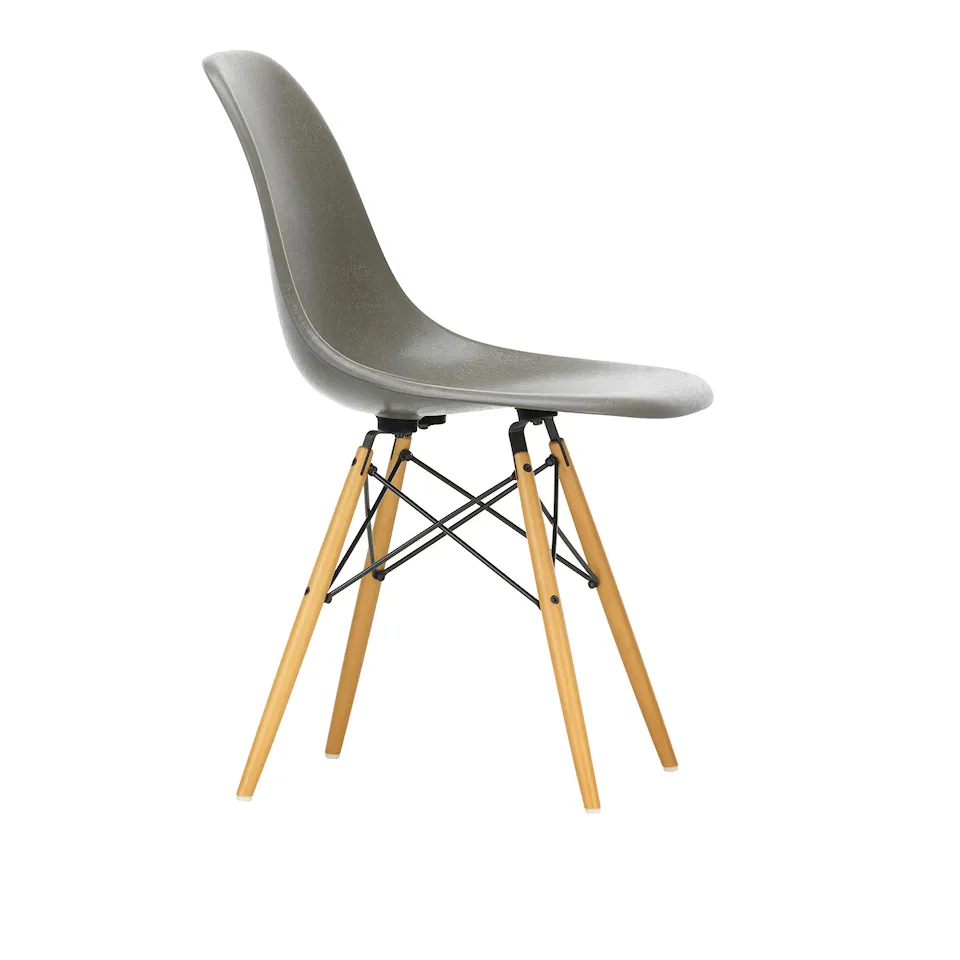 Eames Fiberglass Chair DSW tuoli Golden Maple