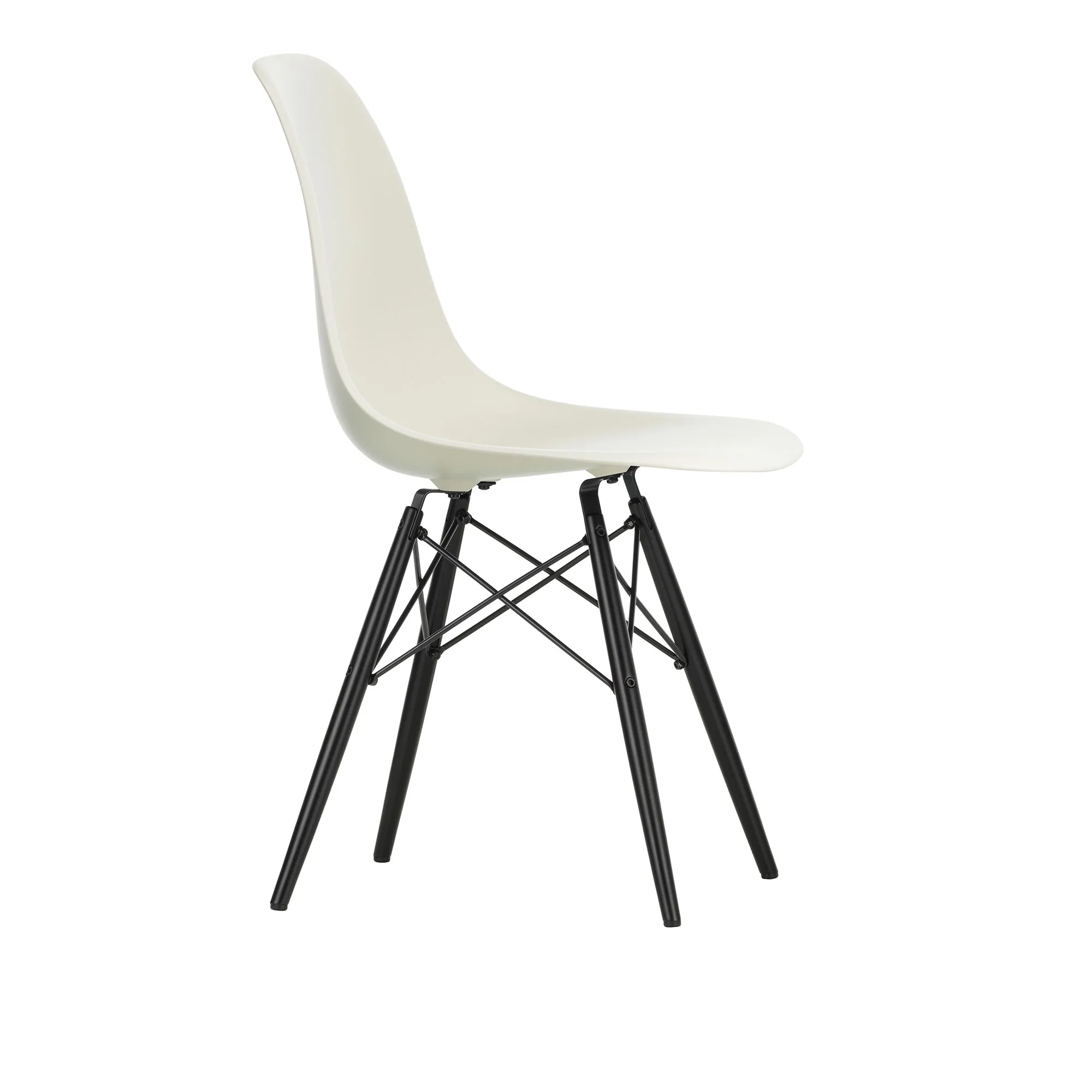 Eames RE Plastic Chair DSW Black Maple - 1