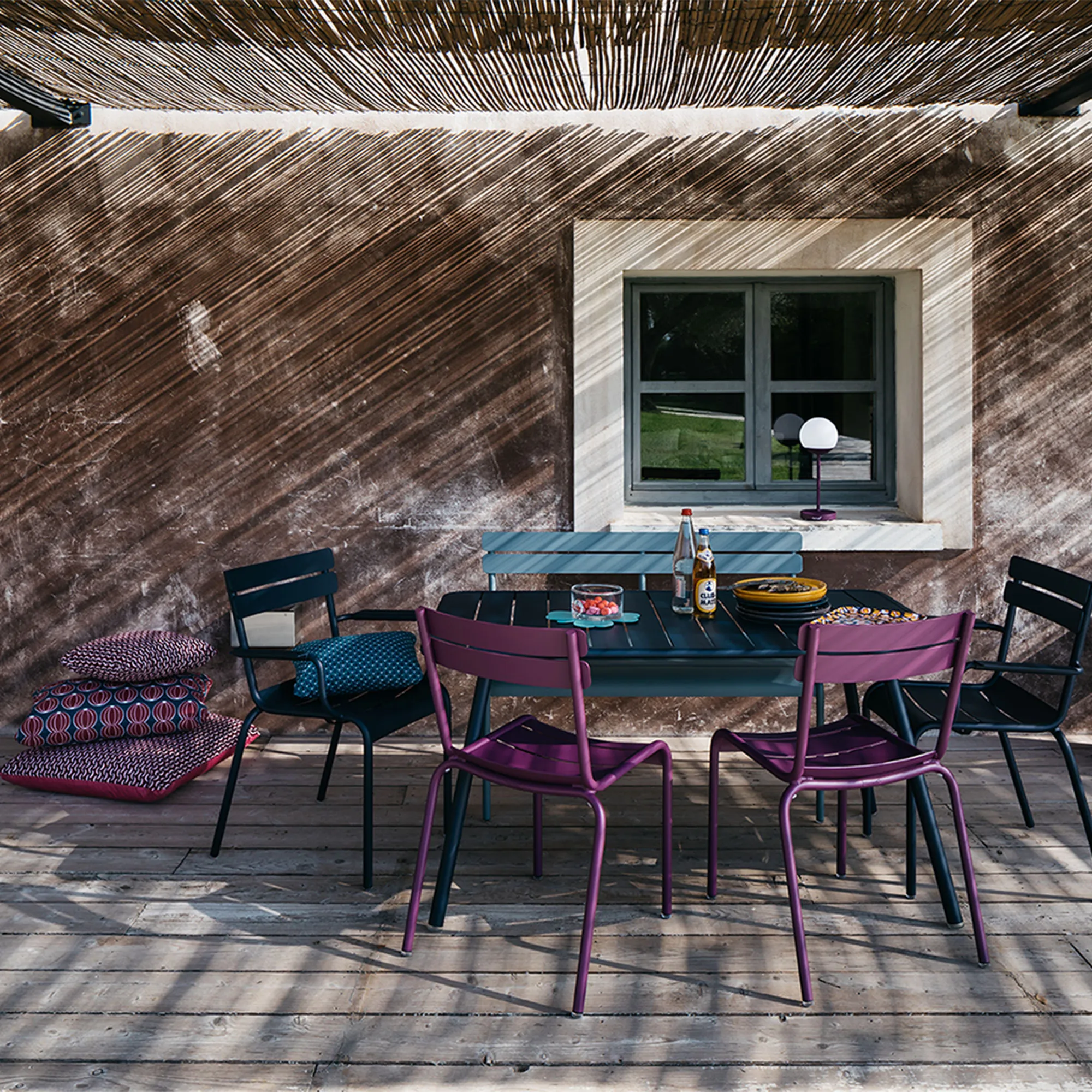 Luxembourg dining set four-legged table & 4 armchairs