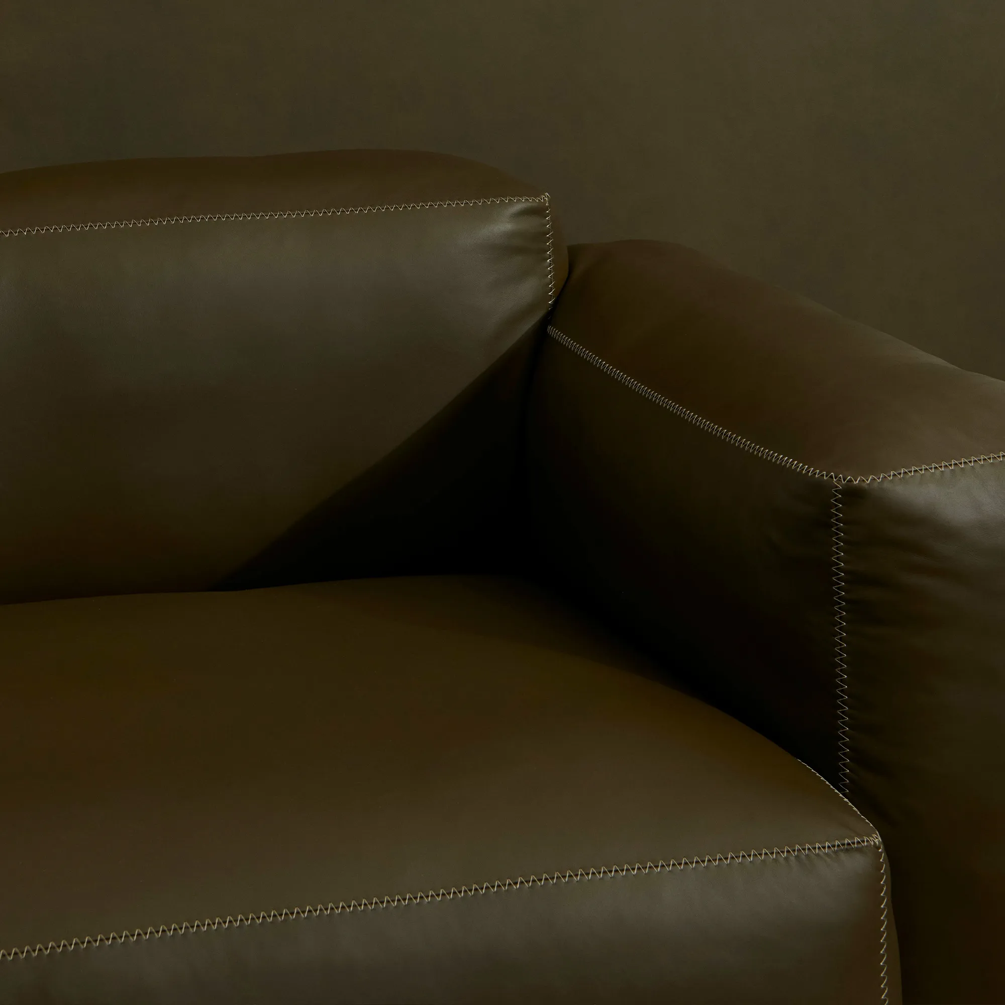 Mags Soft Low 2.5-Seater Sofa Combination 1 - 8