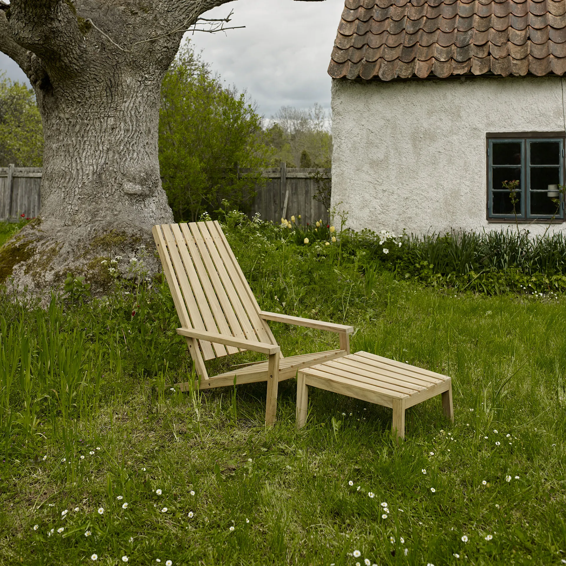 Between Lines Deck Stool - Fritz Hansen - NO GA