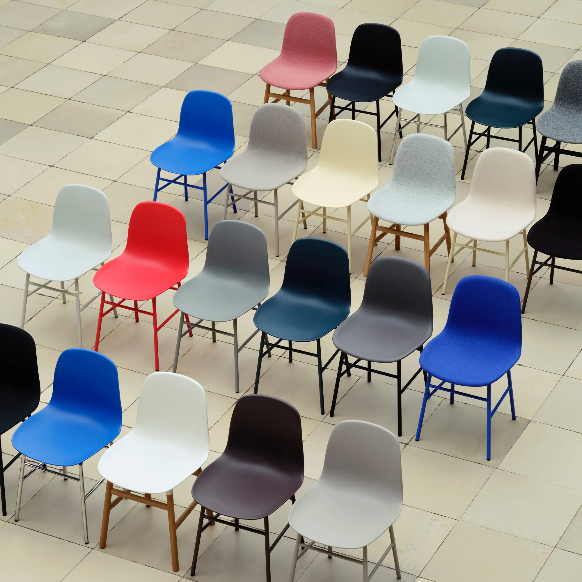 Form Chair Black Oak - 2