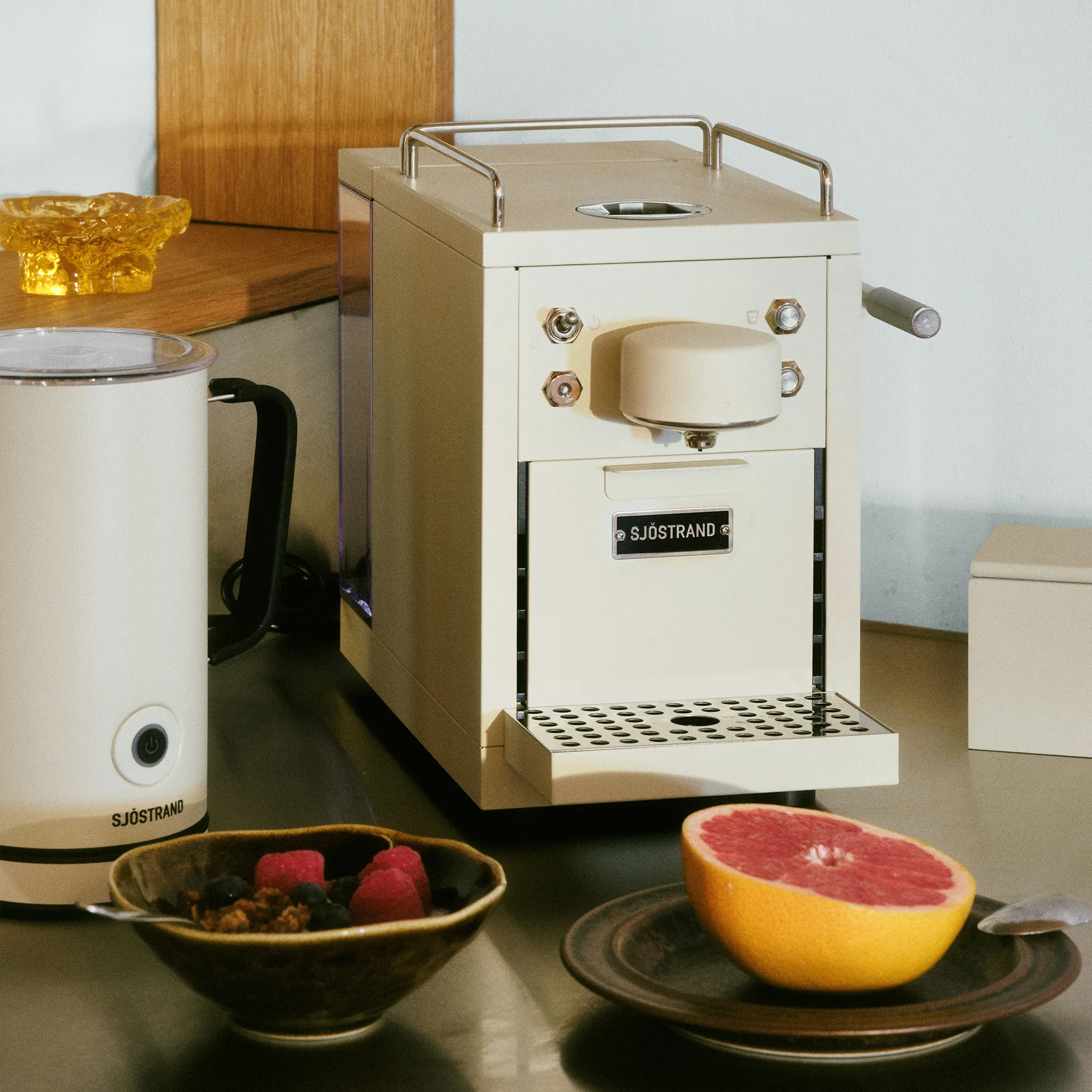 The Original 2 Beige Coffee Capsule Machine - 3