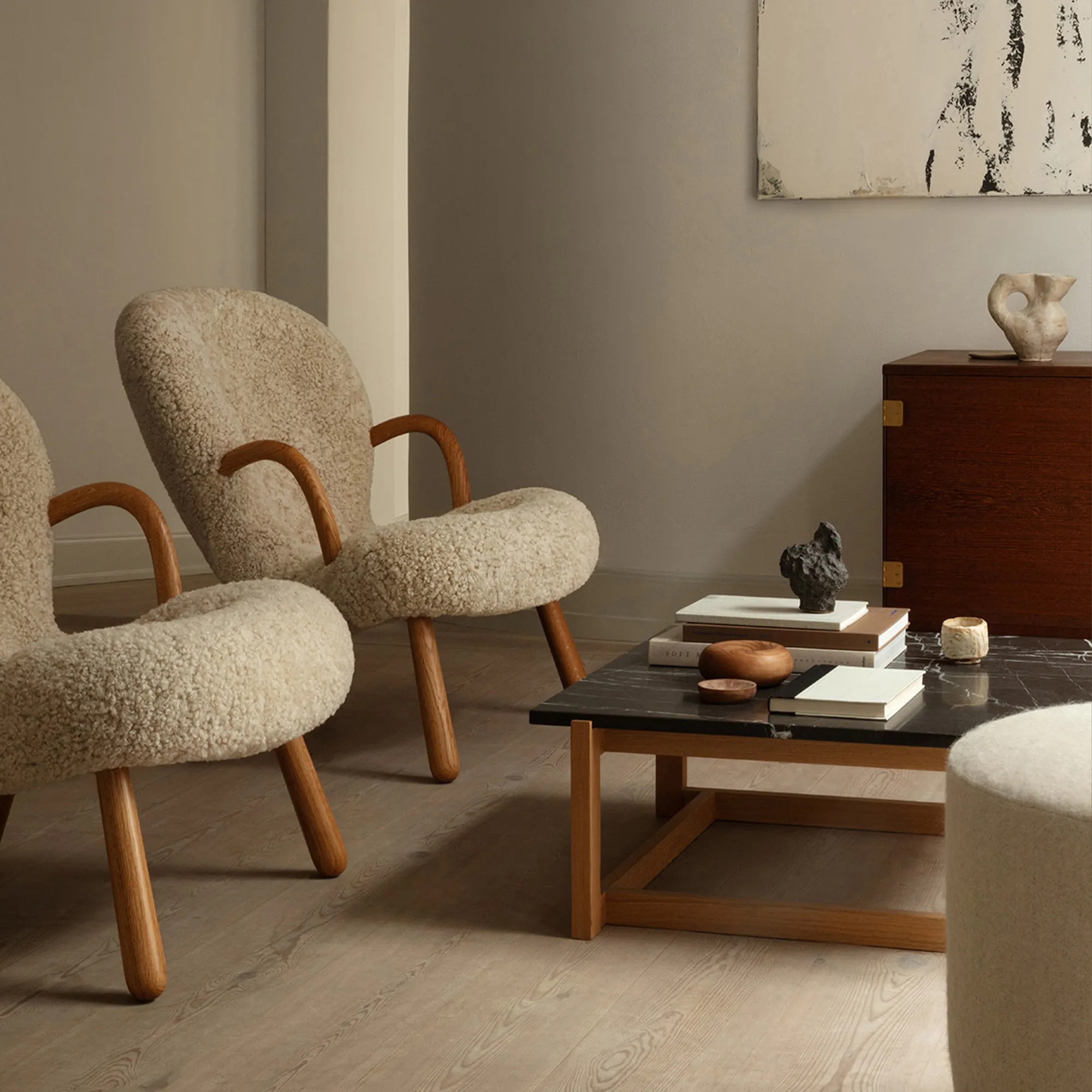 Clam Chair - 12