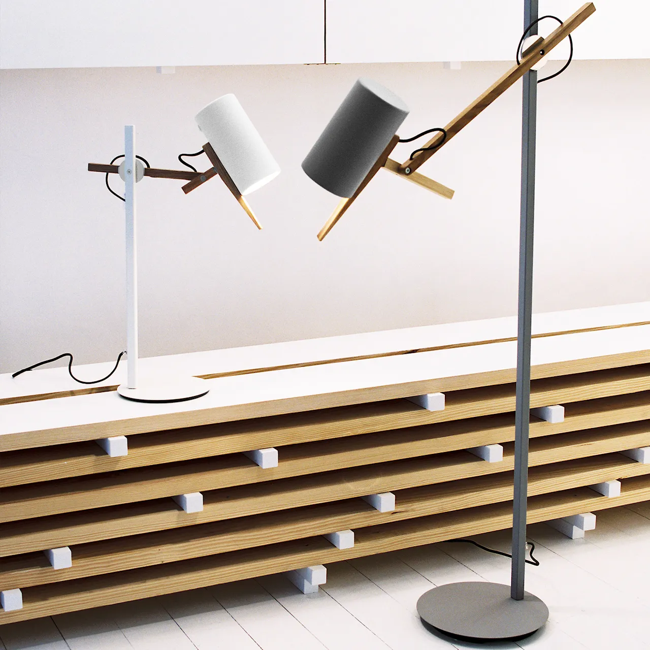 Scantling S Table Lamp