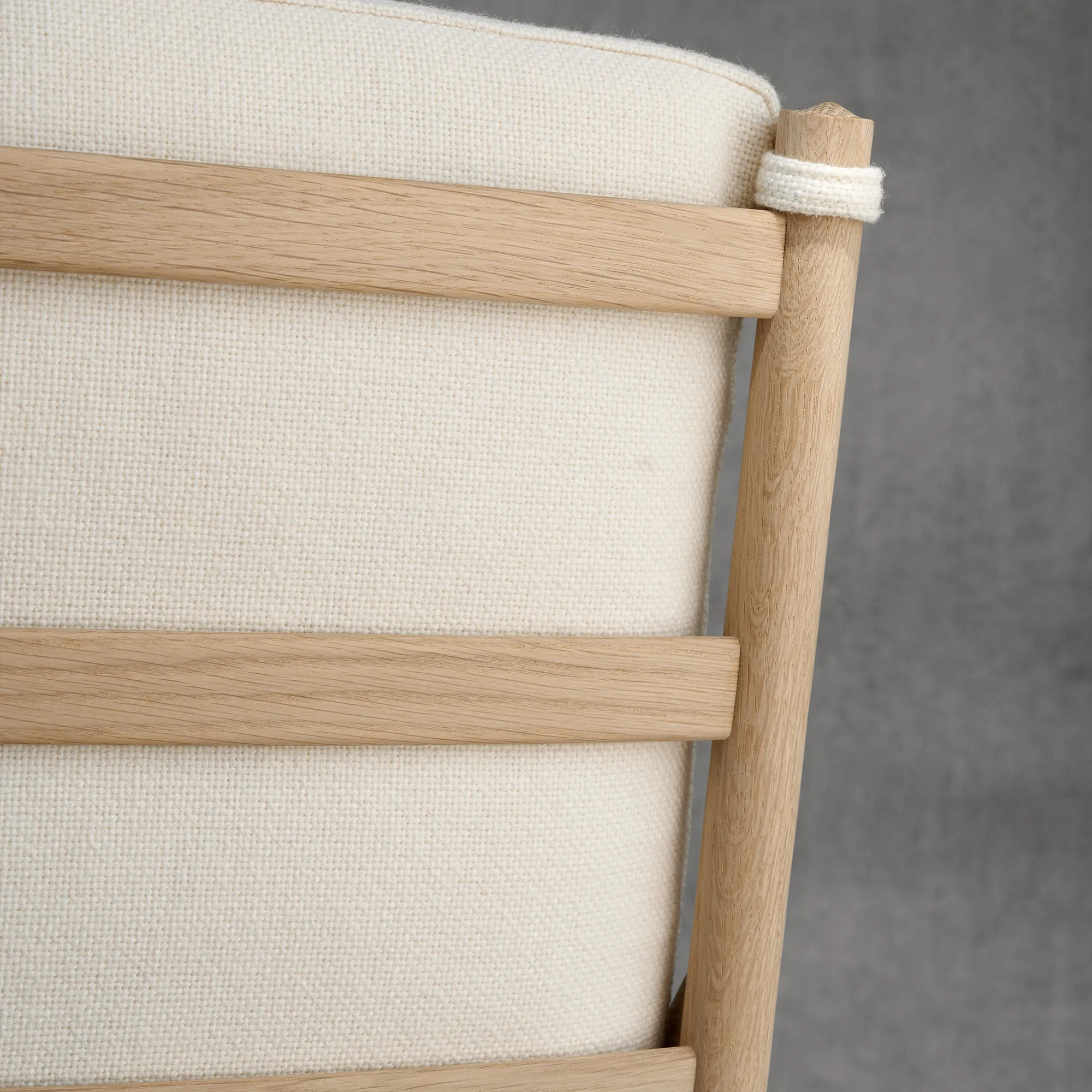 OW149 Colonial Chair Oak - 12