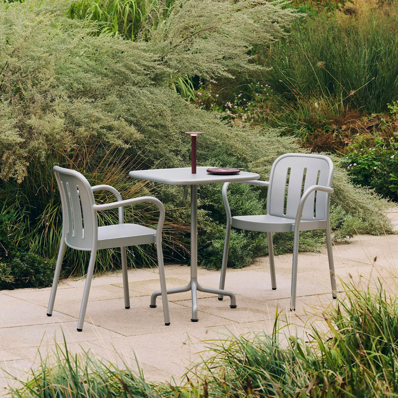 Deville Table Anthracite L55 x W55 x H74