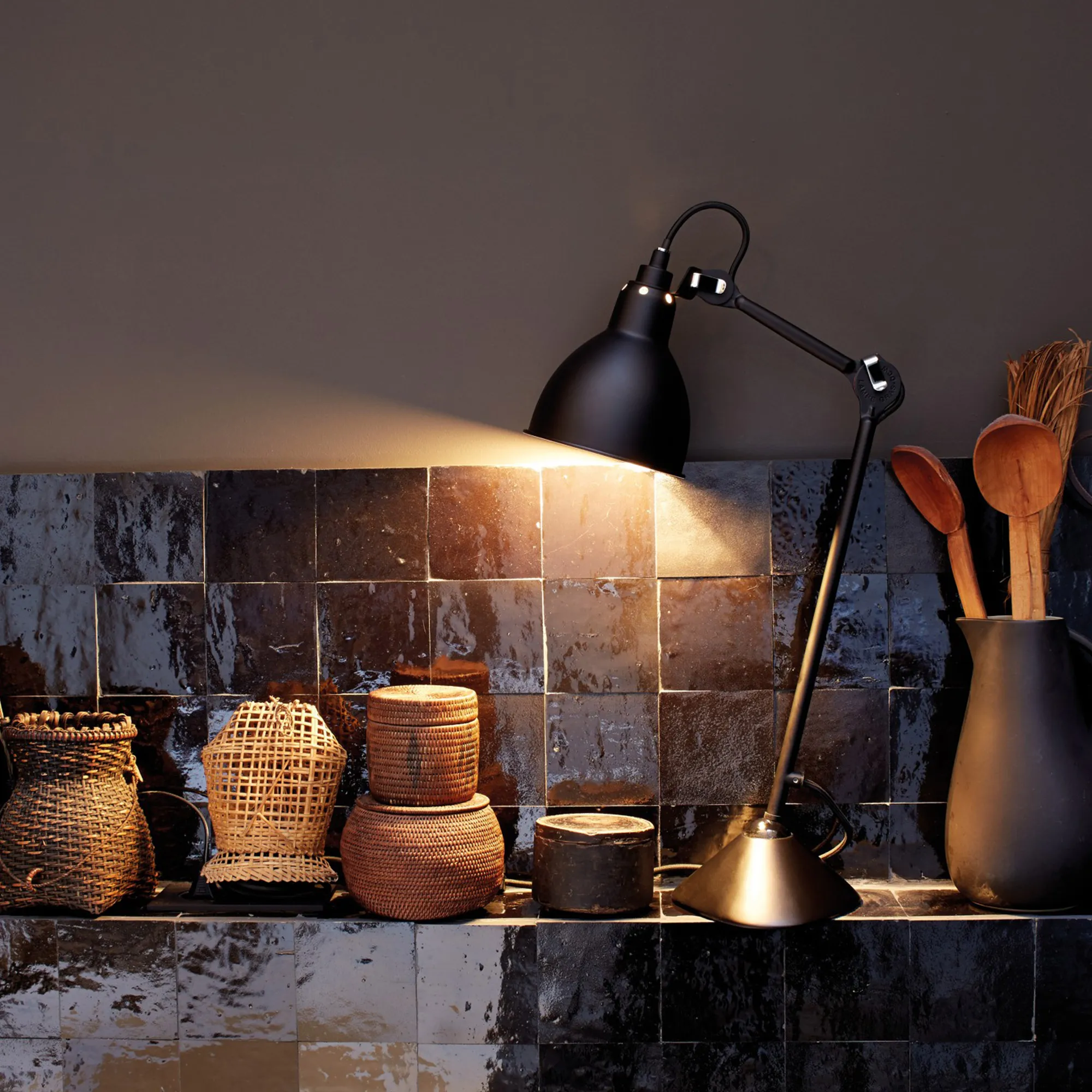 Lampe Gras No205 - Round - Sort base - 4