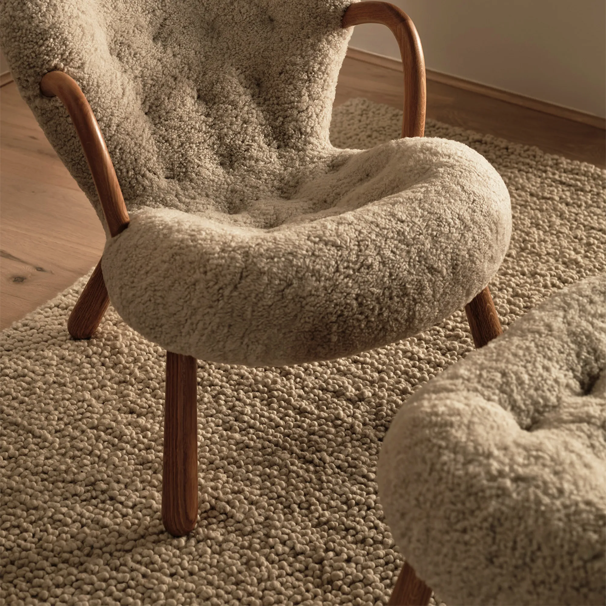 Clam Footstool - 3