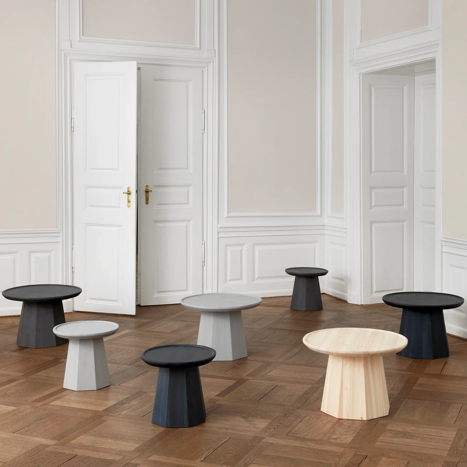 Pine Table Small - Normann Copenhagen - NO GA