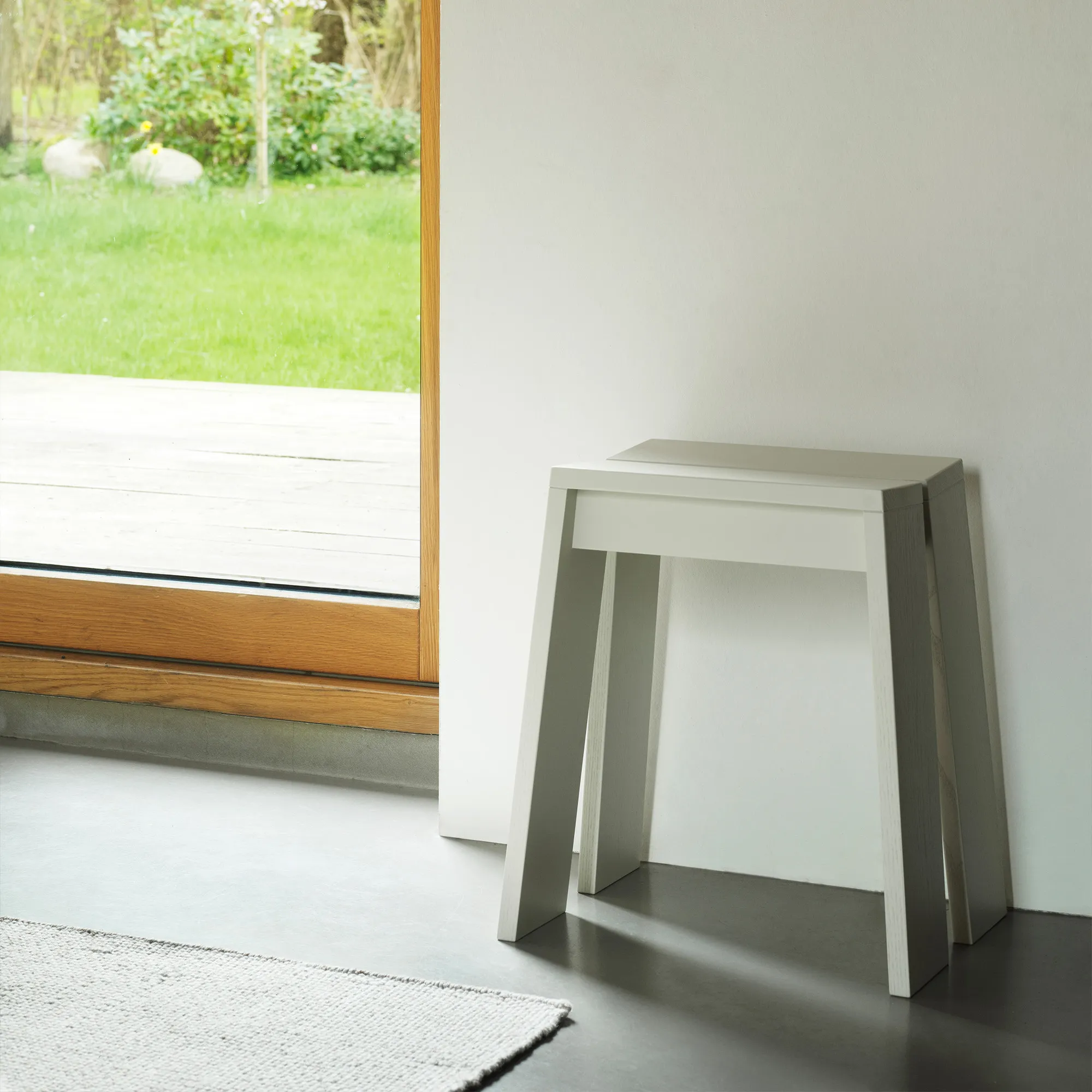Let Stool - 5