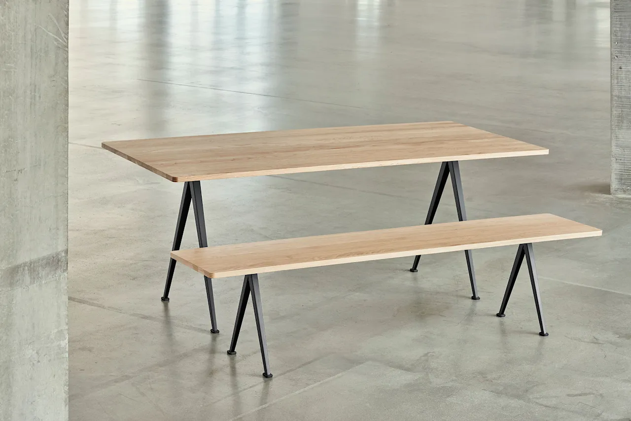 Pyramid Table 02 250x85 cm Svart/Mattlackad Ek