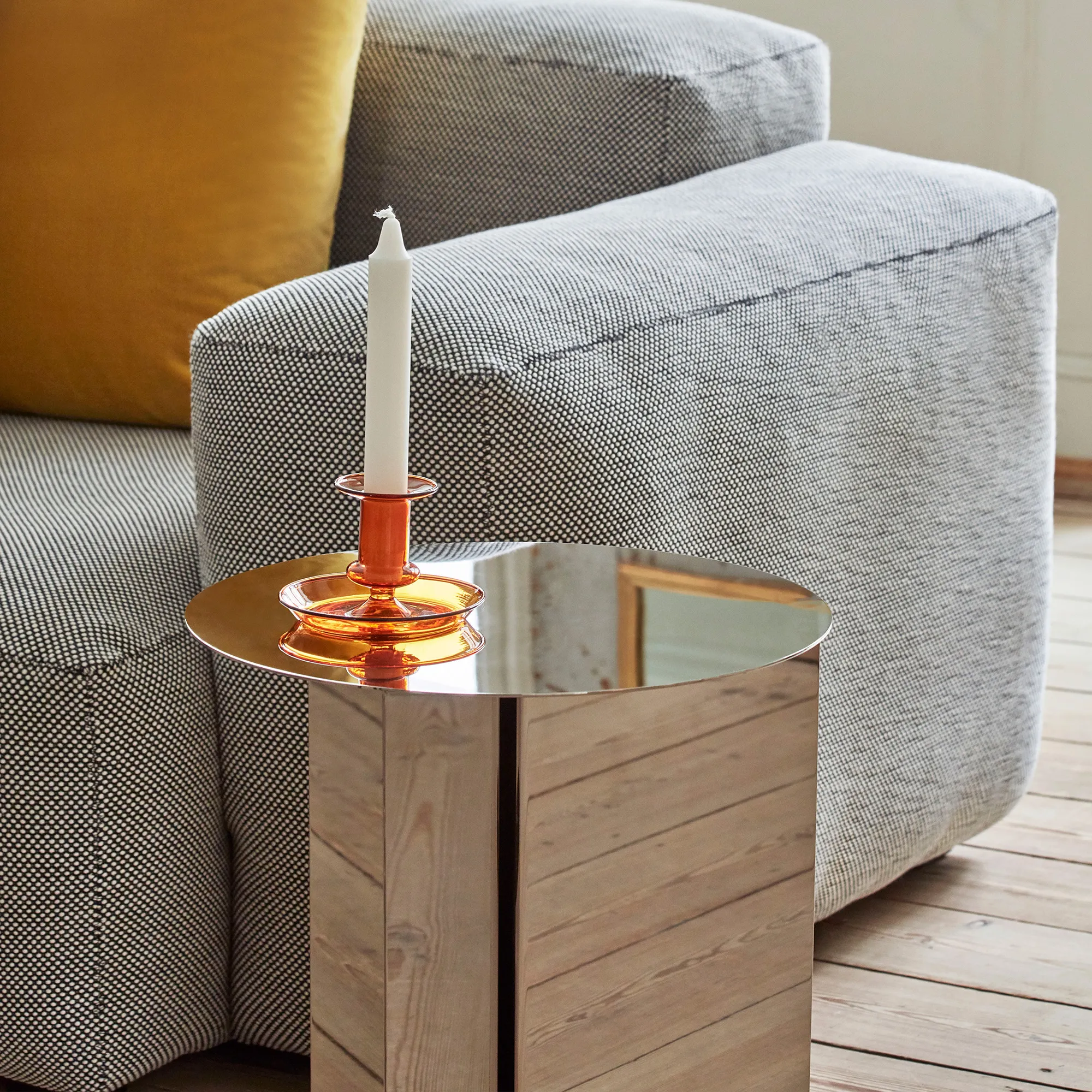 Slit Coffee Table Round High - 10