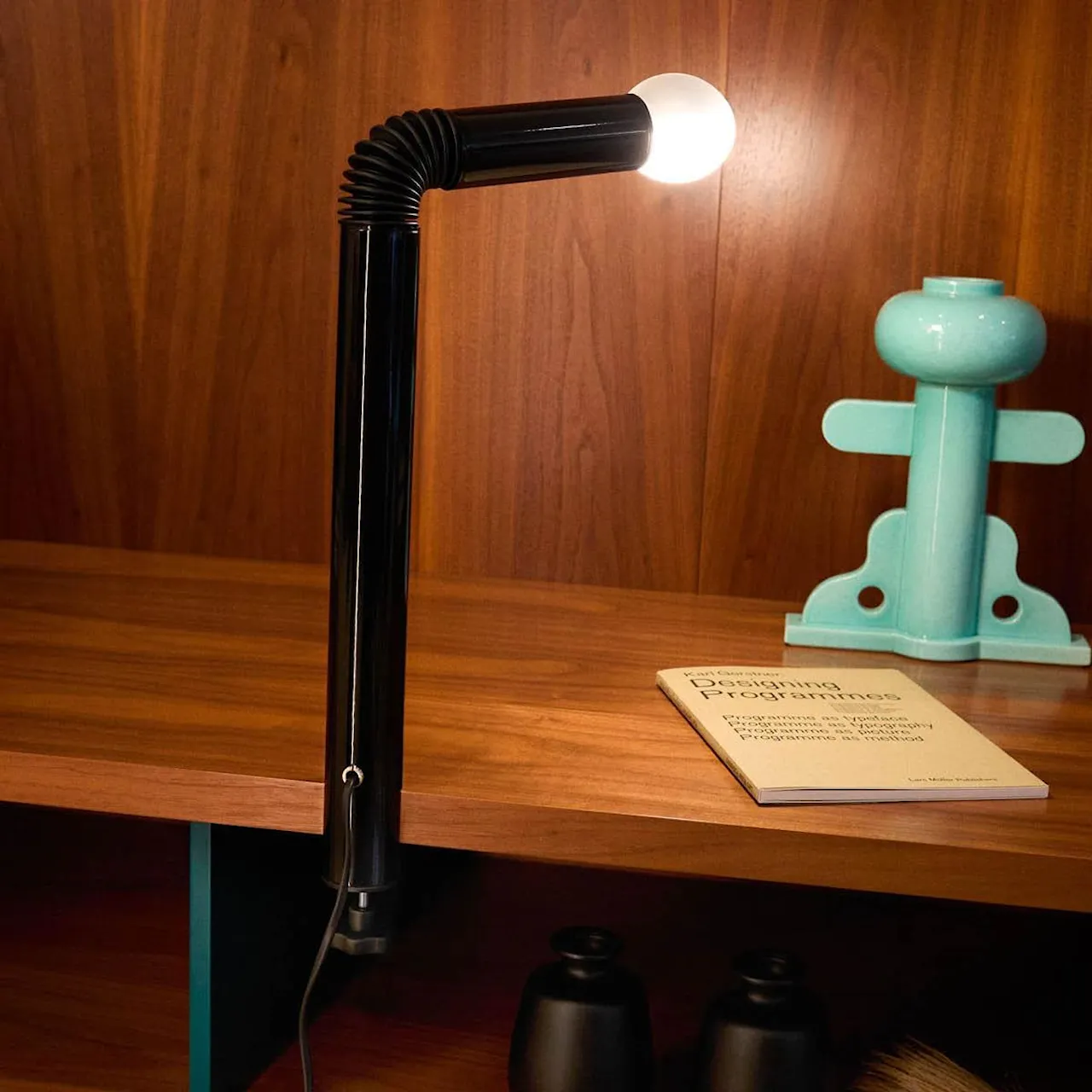 Periscopio table lamp