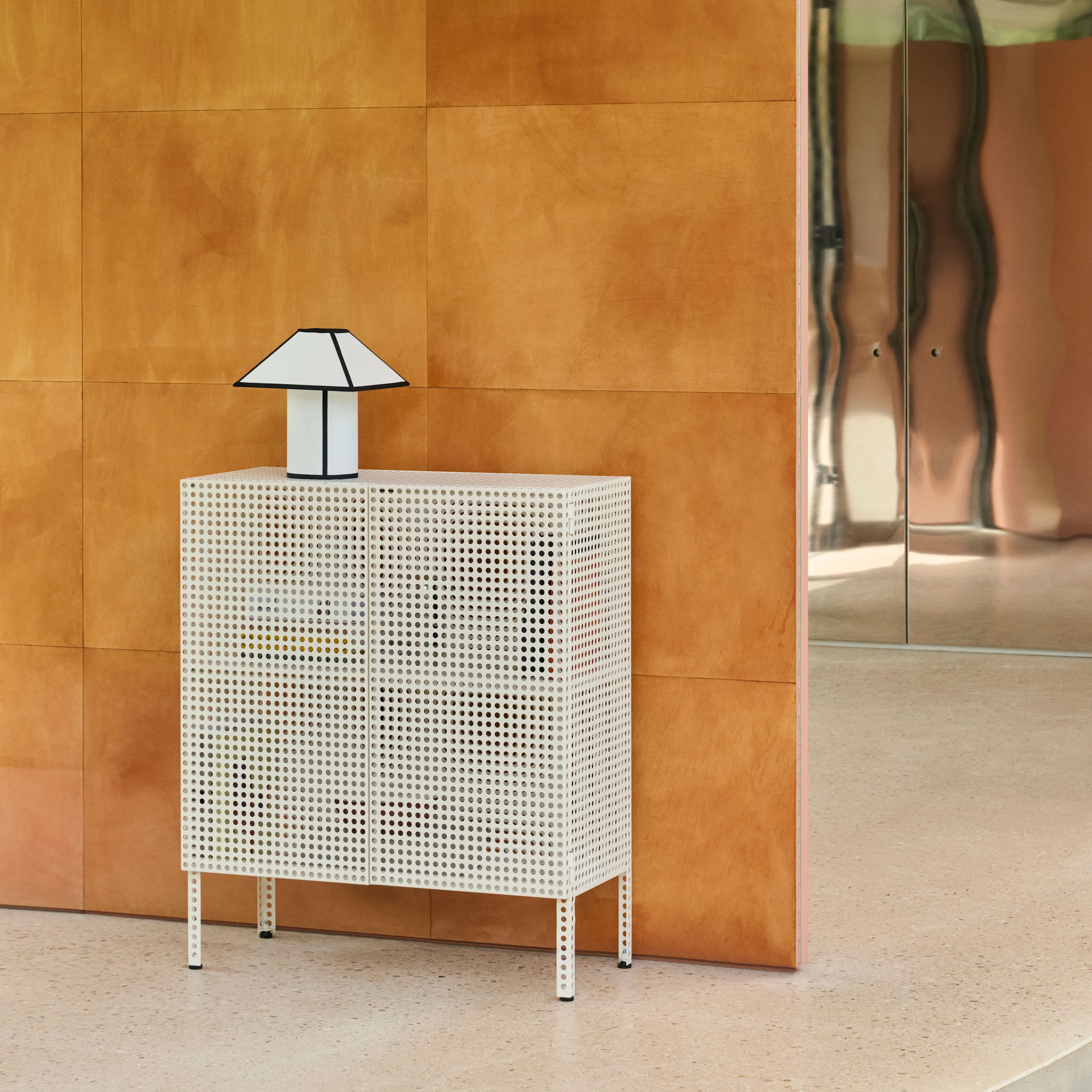Ava Pyramid Table Lamp - 7