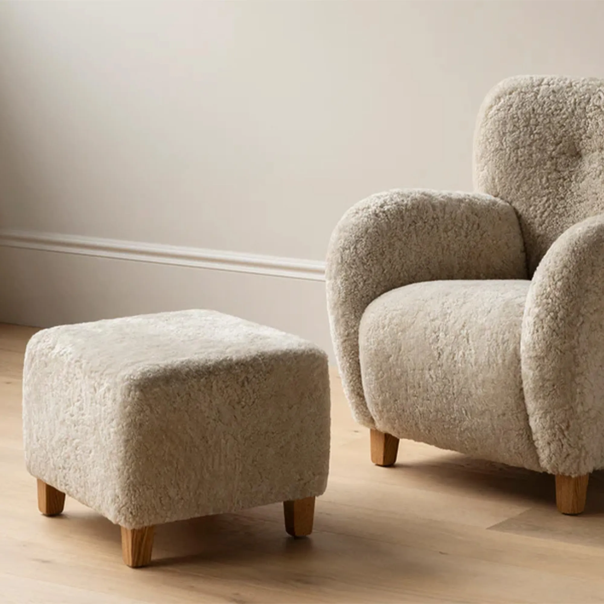 Karu Ottoman - 2