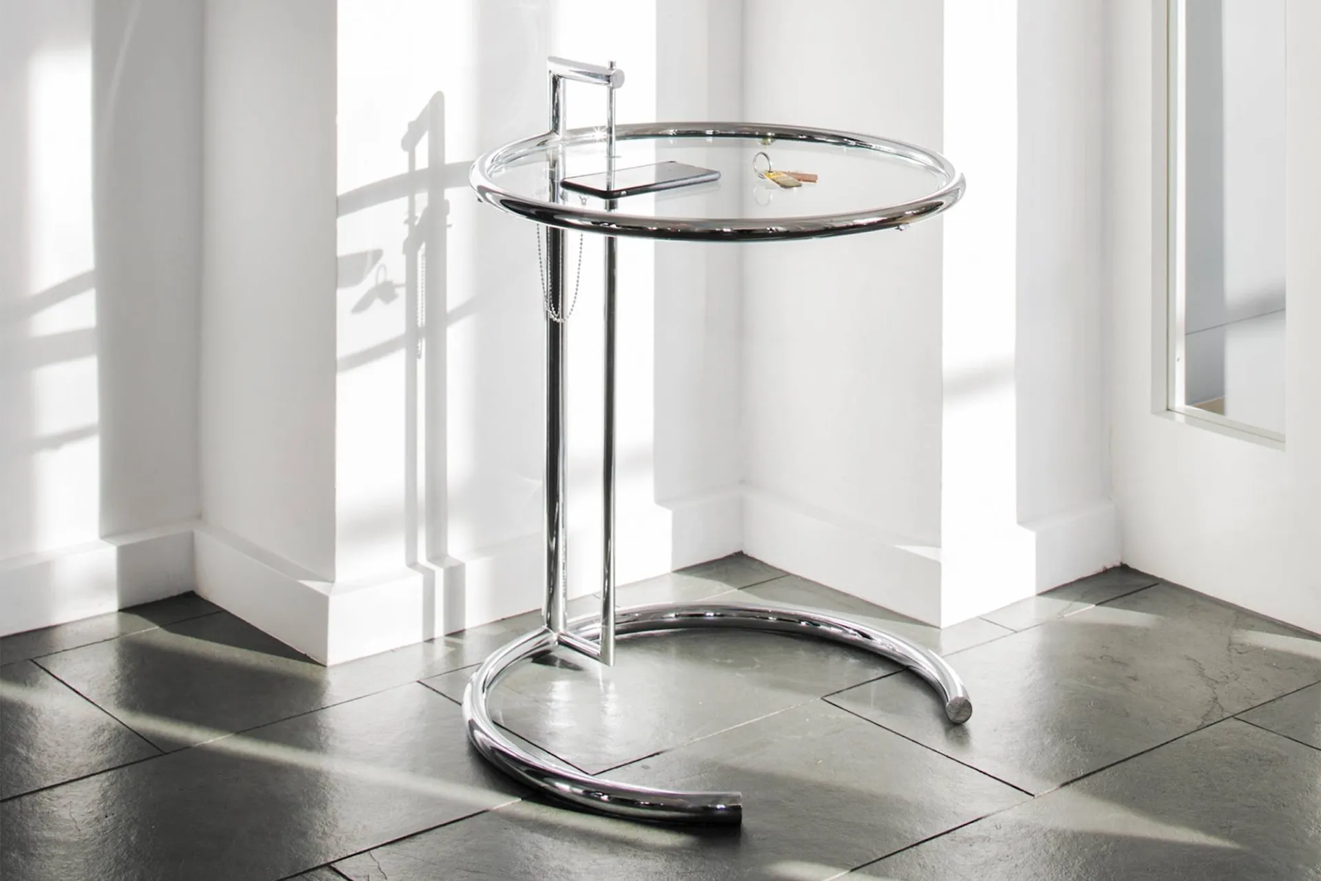 Adjustable Table E 1027 - ClassiCon - Eileen Gray - NO GA