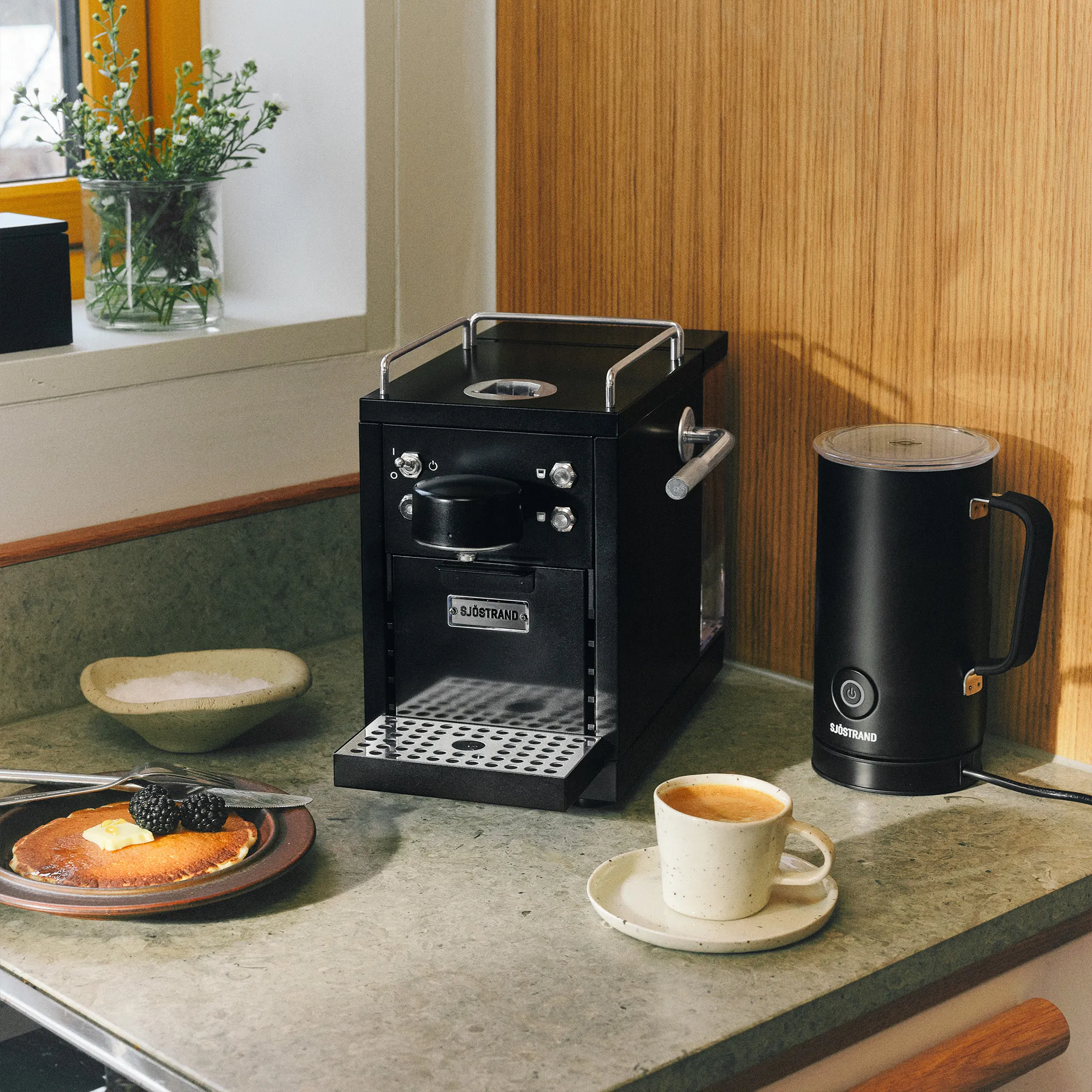 The Original 2 Black Coffee Capsule Machine - 3