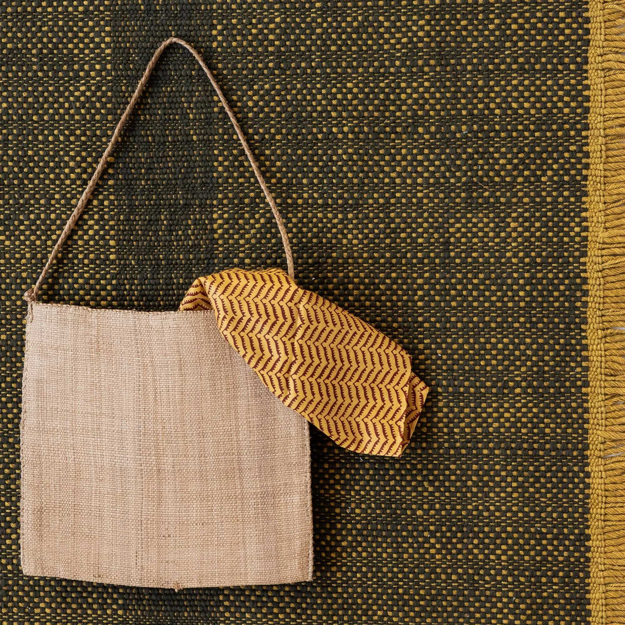 Tres Outdoor Texture Mustard Rug - 4