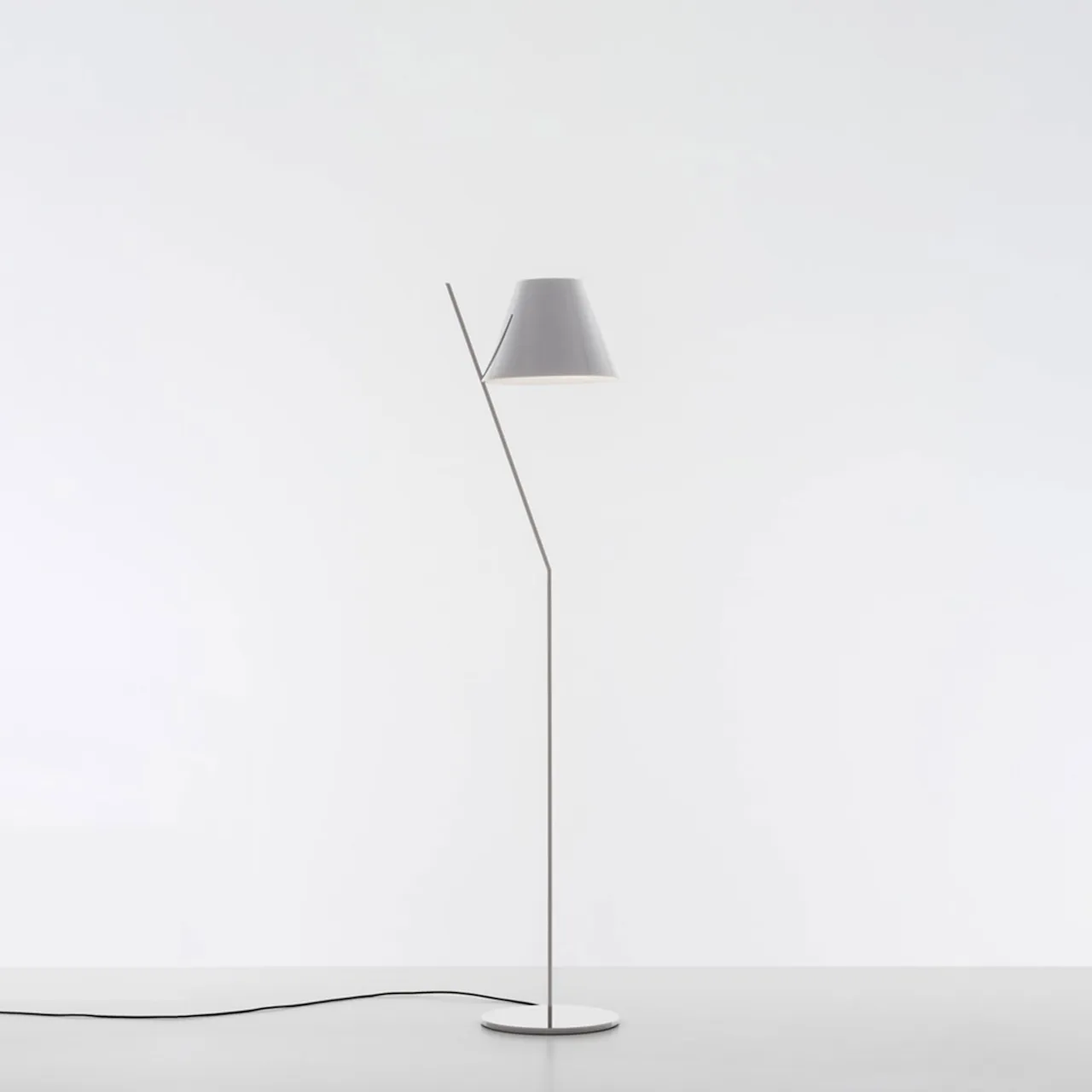 La Petite Floor Lamp