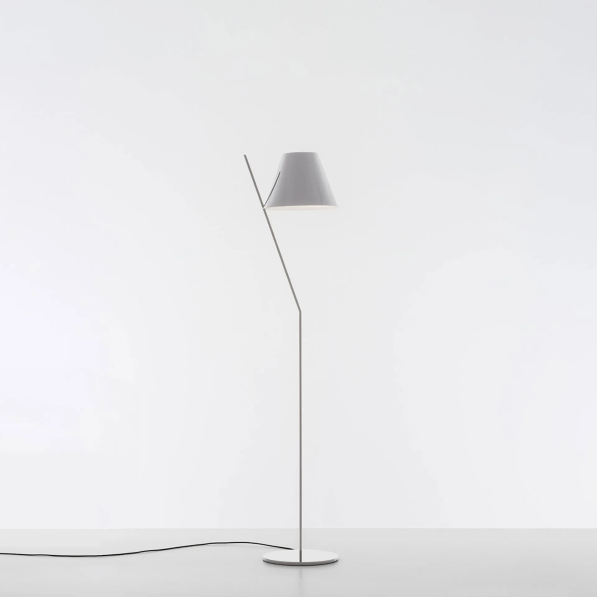 La Petite Floor Lamp - Artemide - NO GA