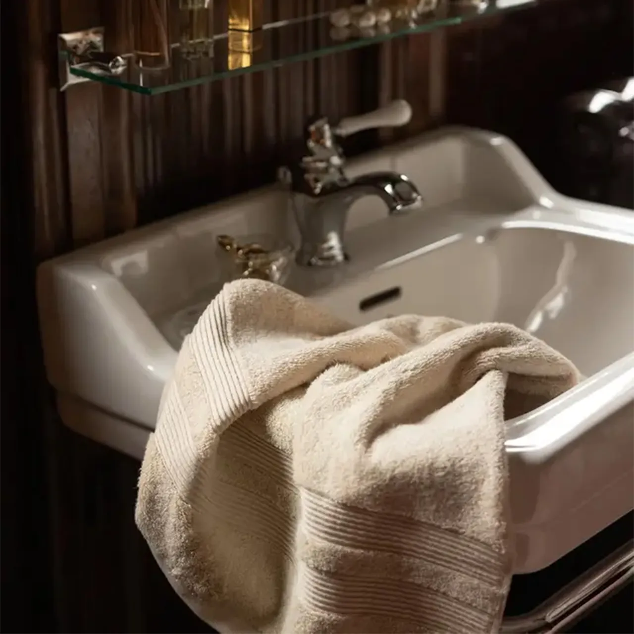 Fontana Ivory Towel
