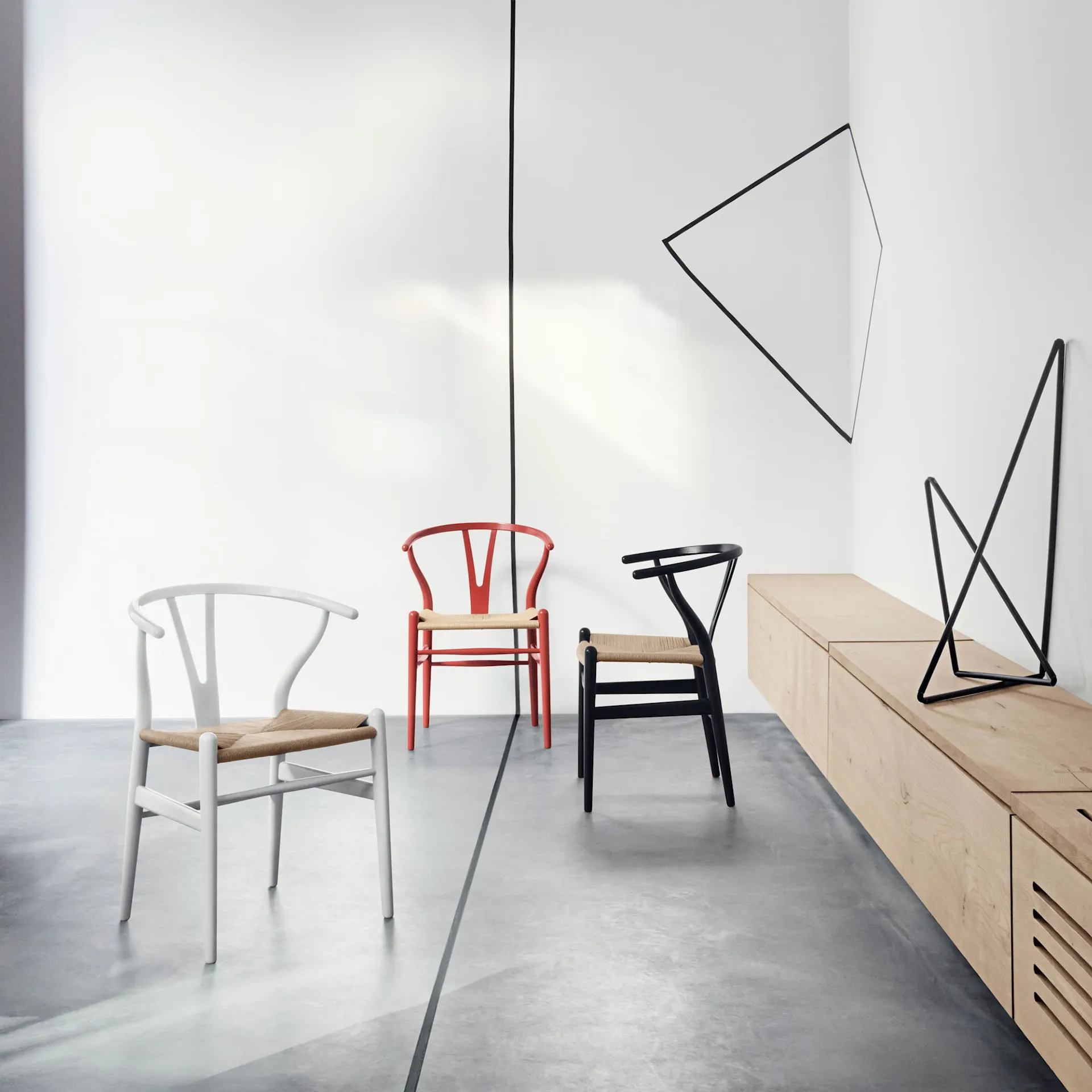 CH24 Wishbone Chair - Beech/Black Cord - Carl Hansen - Hans J. Wegner - NO GA