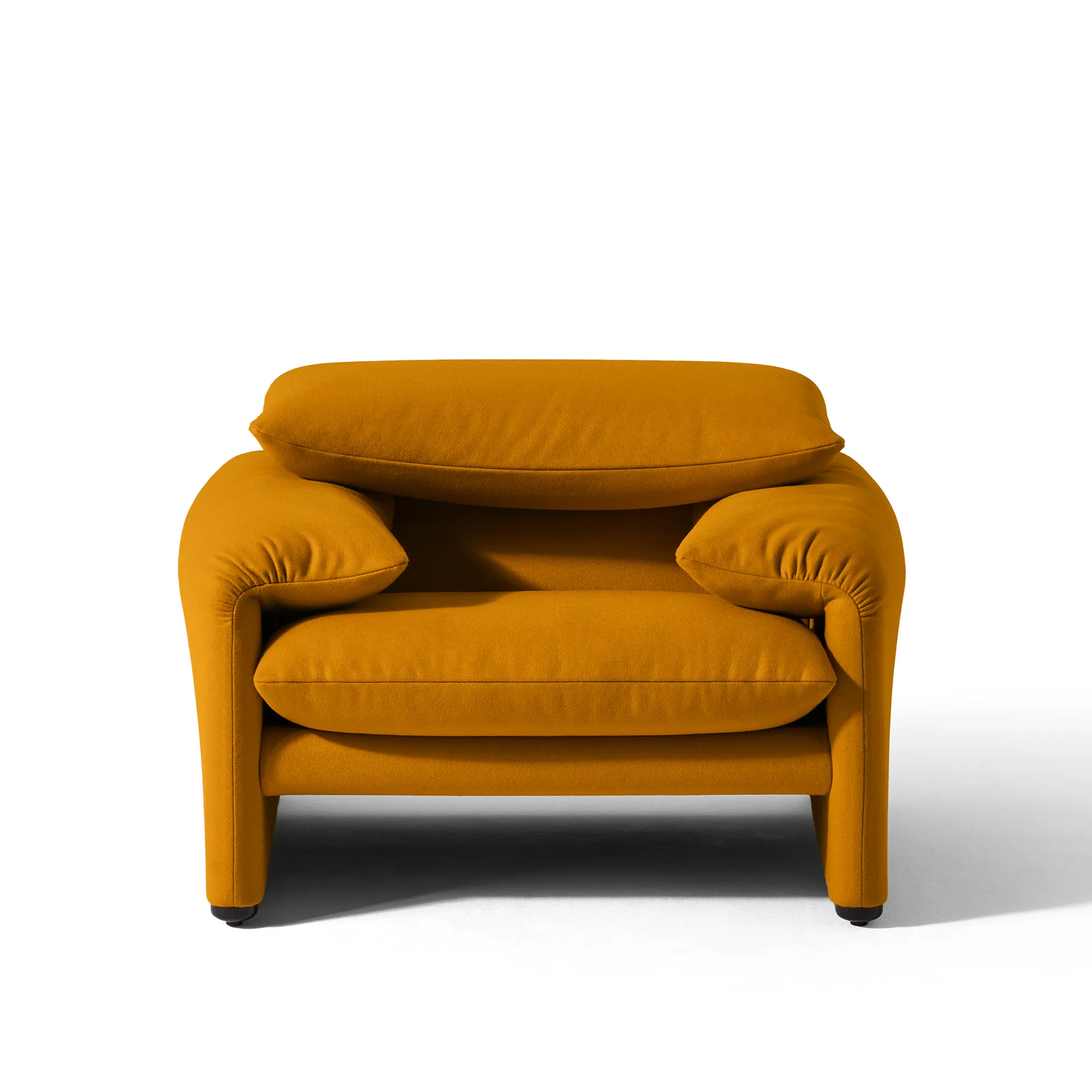 675 Maralunga 40 Armchair - 3