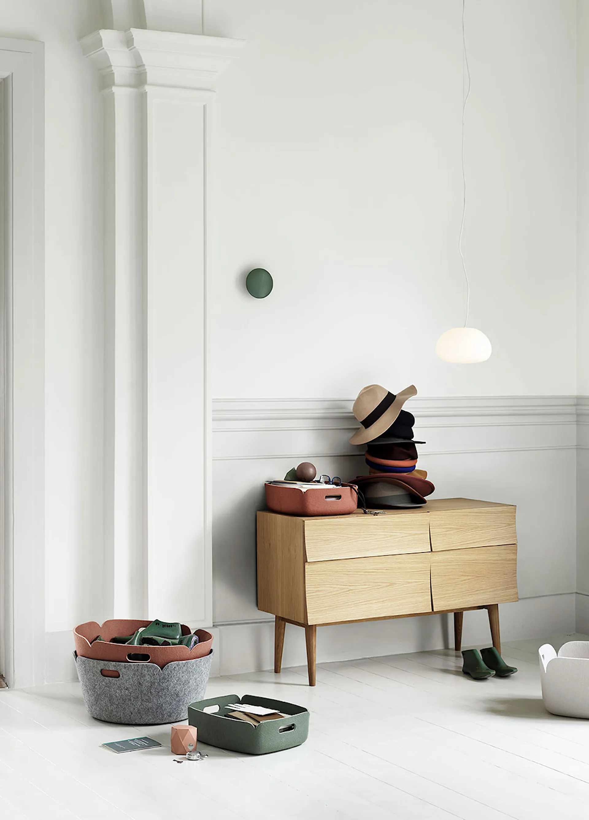 The Dots Burgundy - Muuto - NO GA