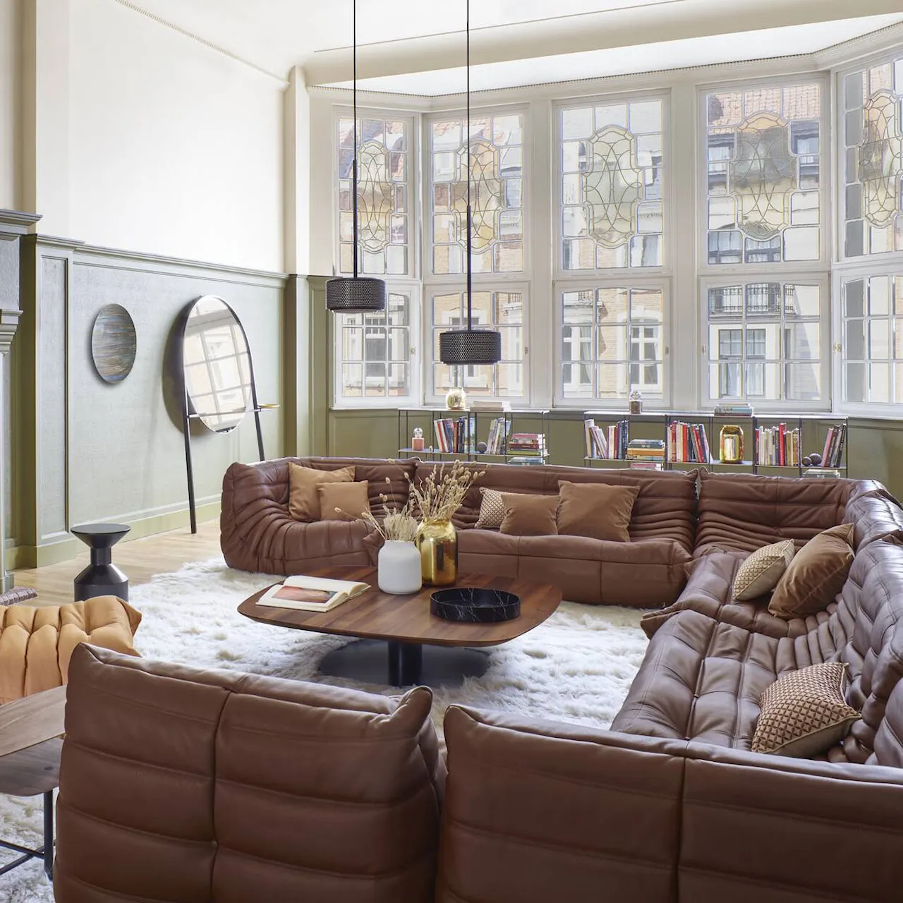 Togo Small Settee 2-seater sofa