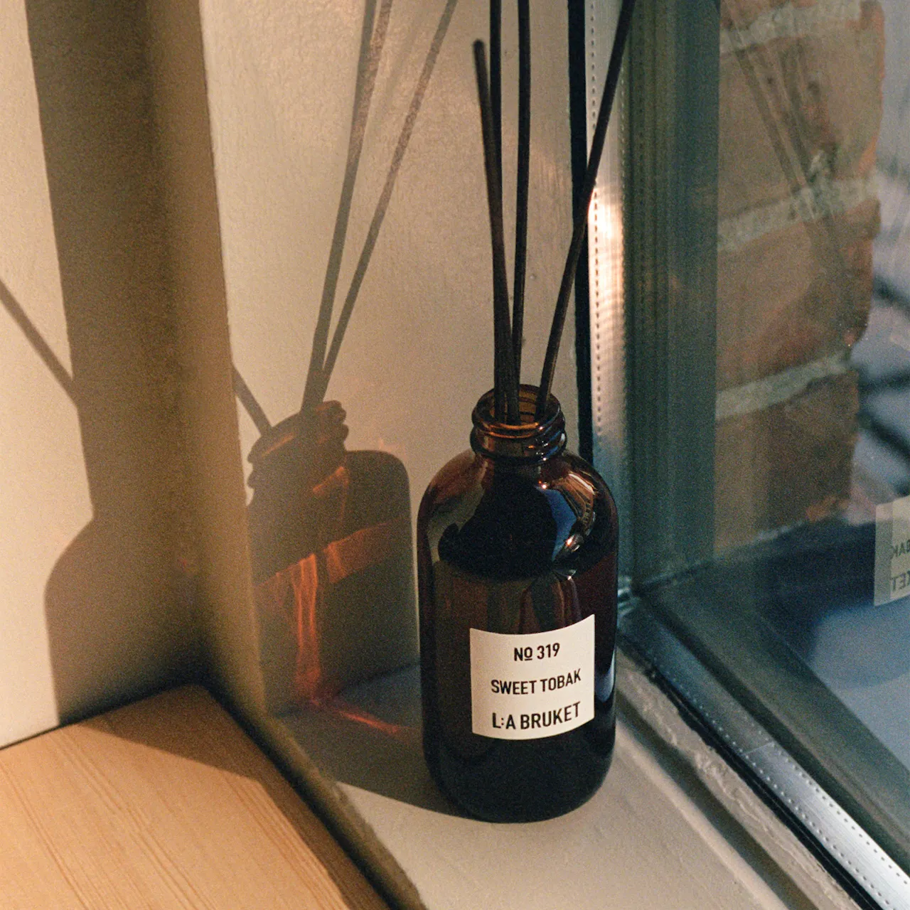 319 Room Diffuser Sweet Tobacco 200 ml