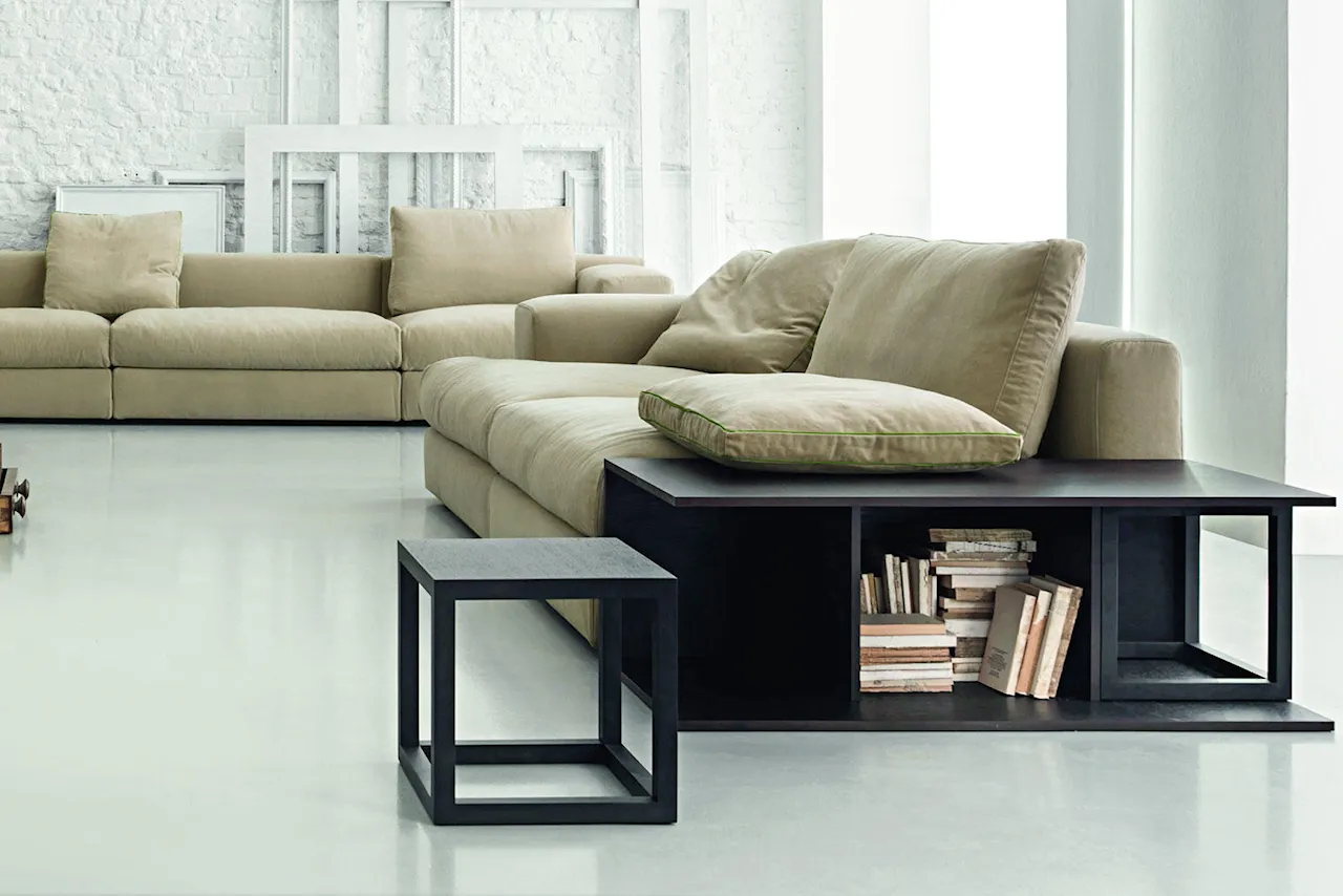 Miloe Sofa