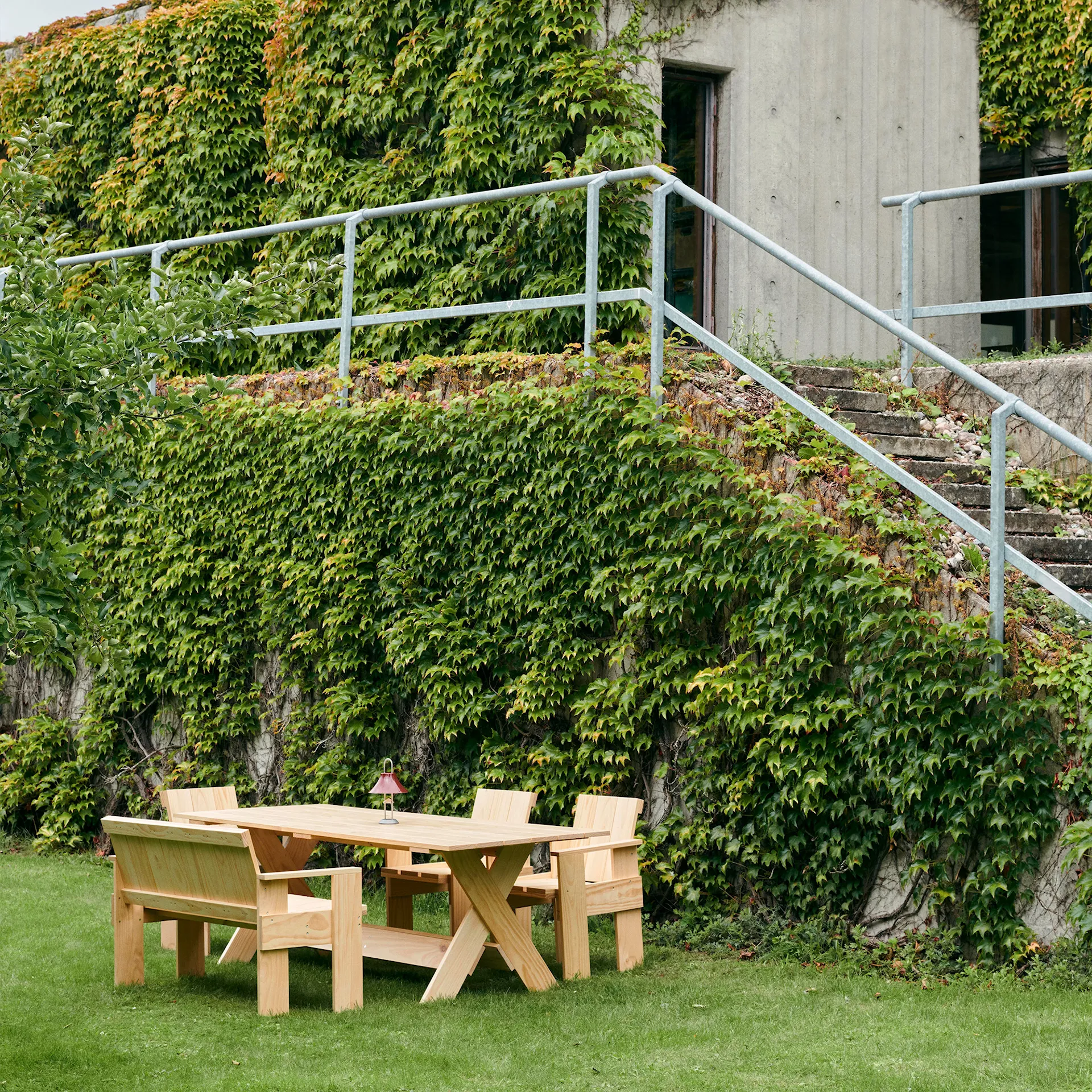 Crate buiten eettafel 230 cm - HAY - Gerrit Rietveld - NO GA