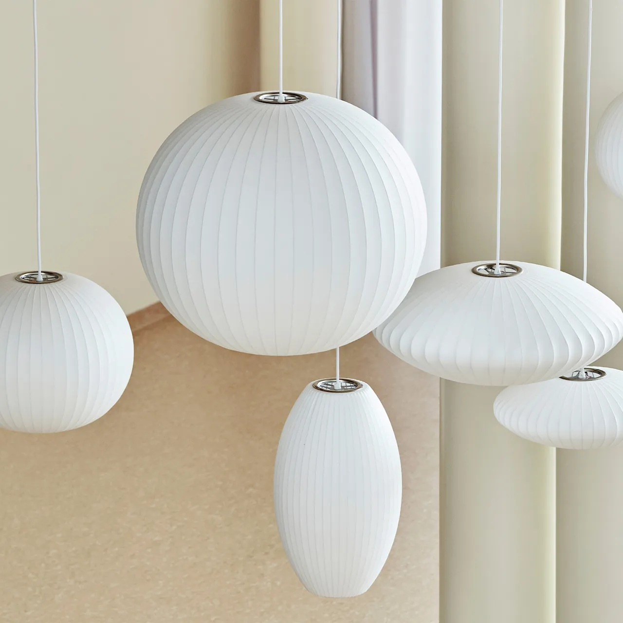 Nelson Pear Bubble Pendant Lamp