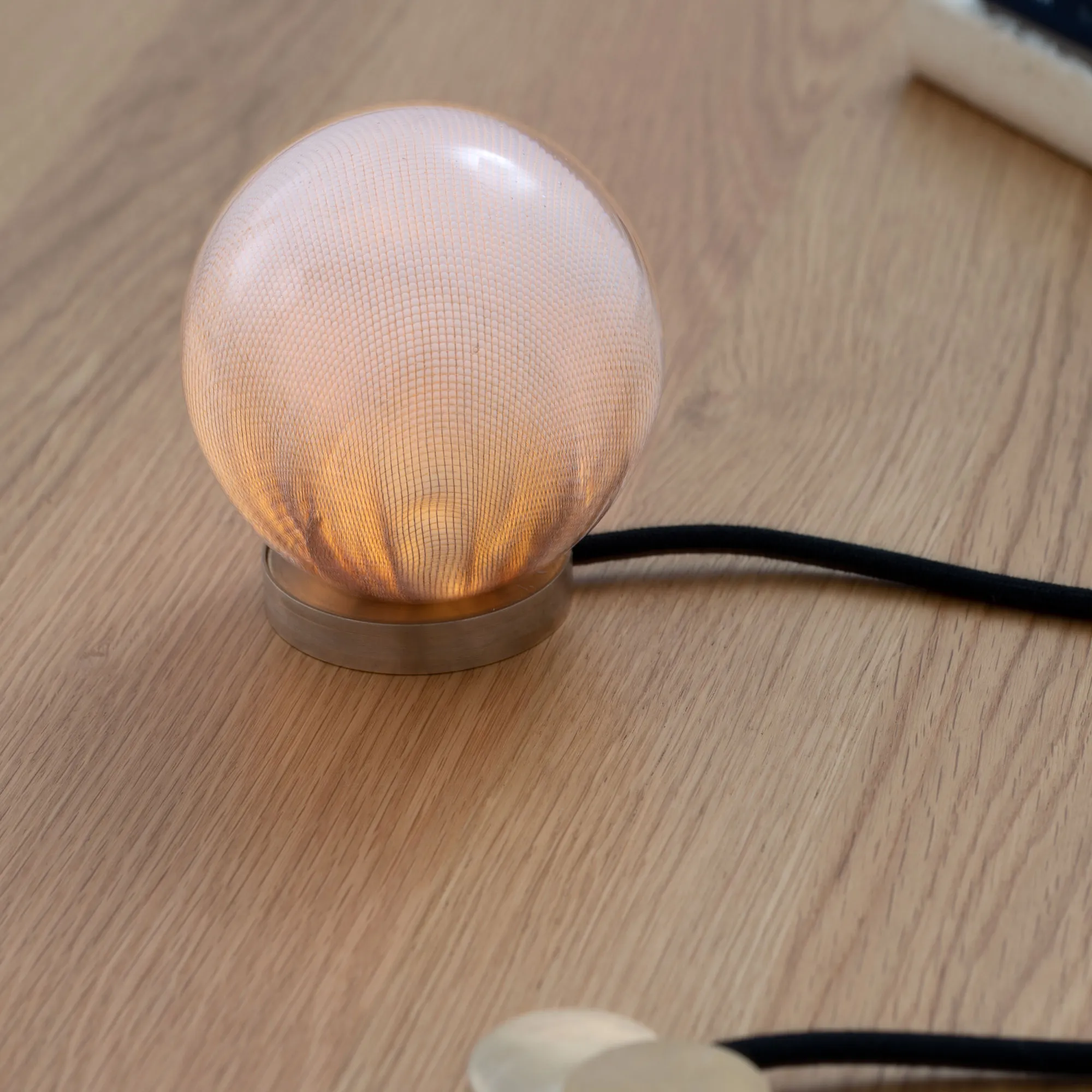 84t table lamp - 3