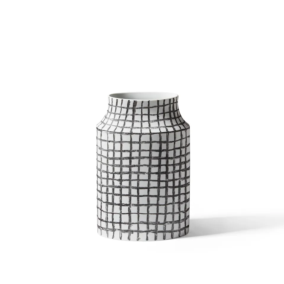 Post Scriptum Elliptical Vase Large Black Mesh