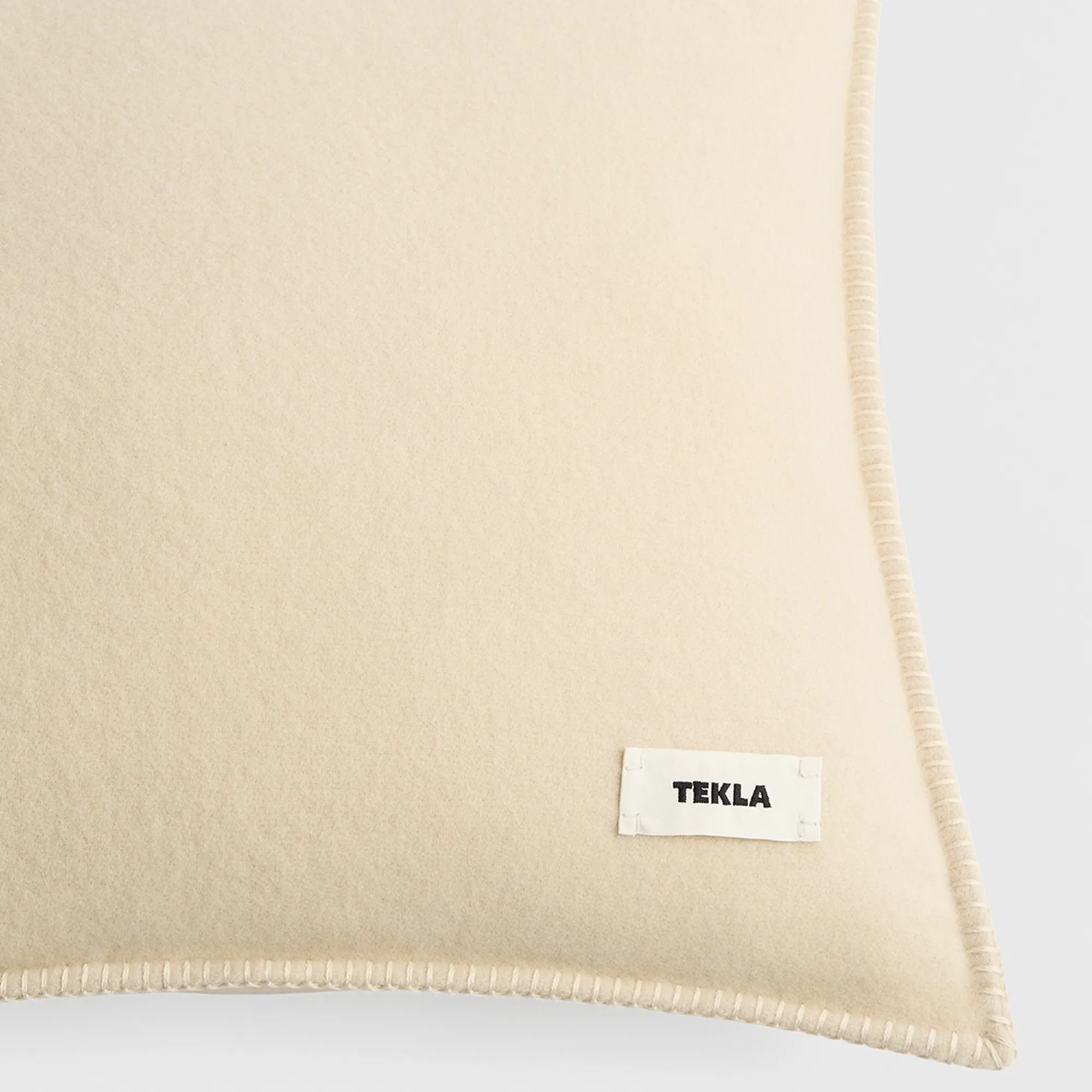 Snow Lambswool dekorativ pude - 2