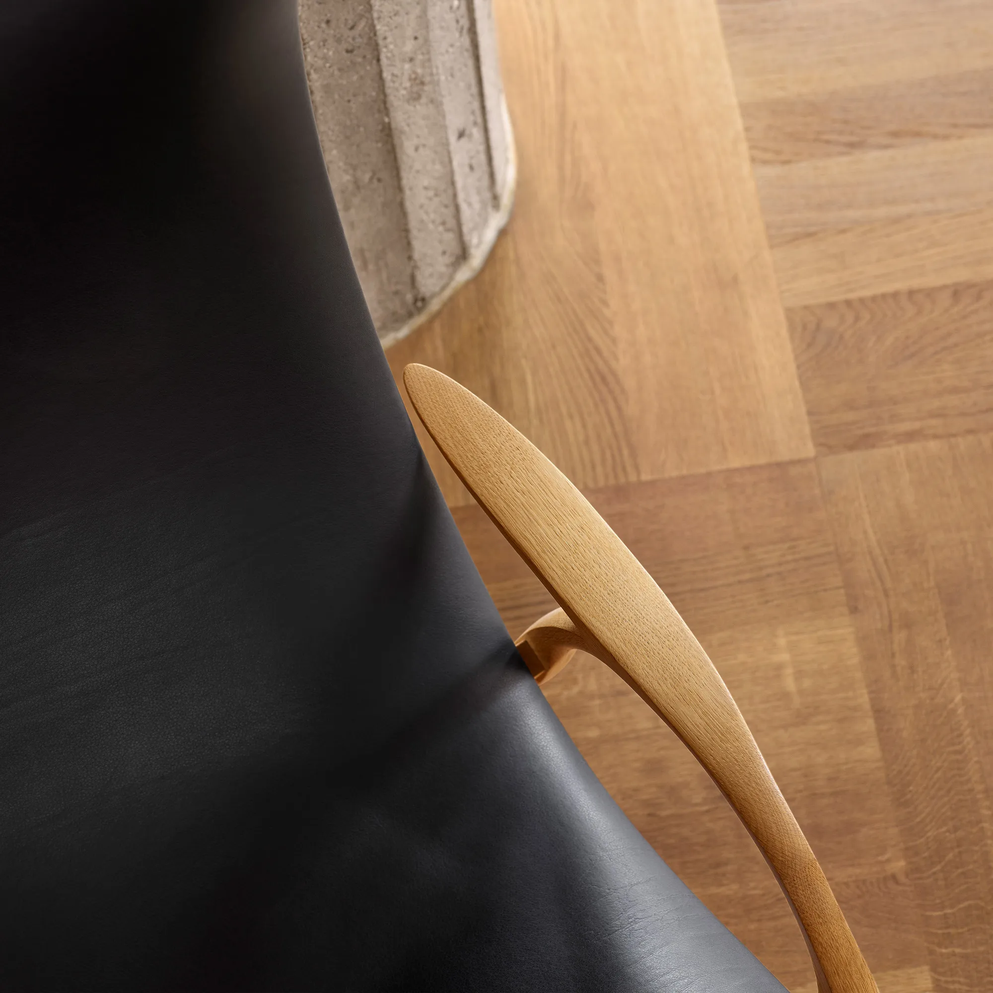 FH429 Signature Chair - 5
