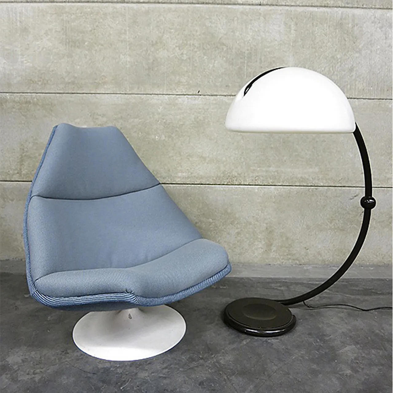 Serpentine Floor Lamp