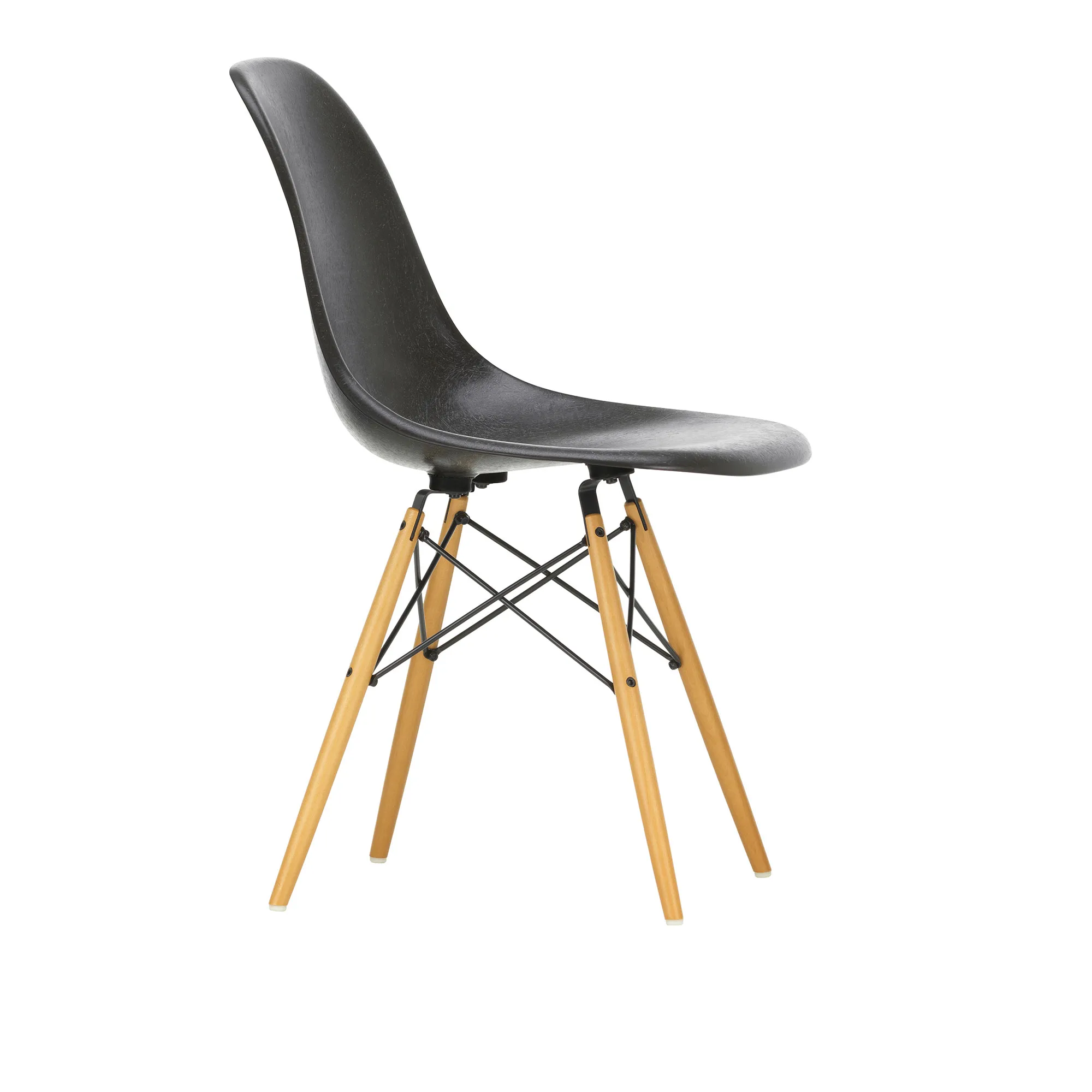 Eames Fiberglass Chair DSW - 1
