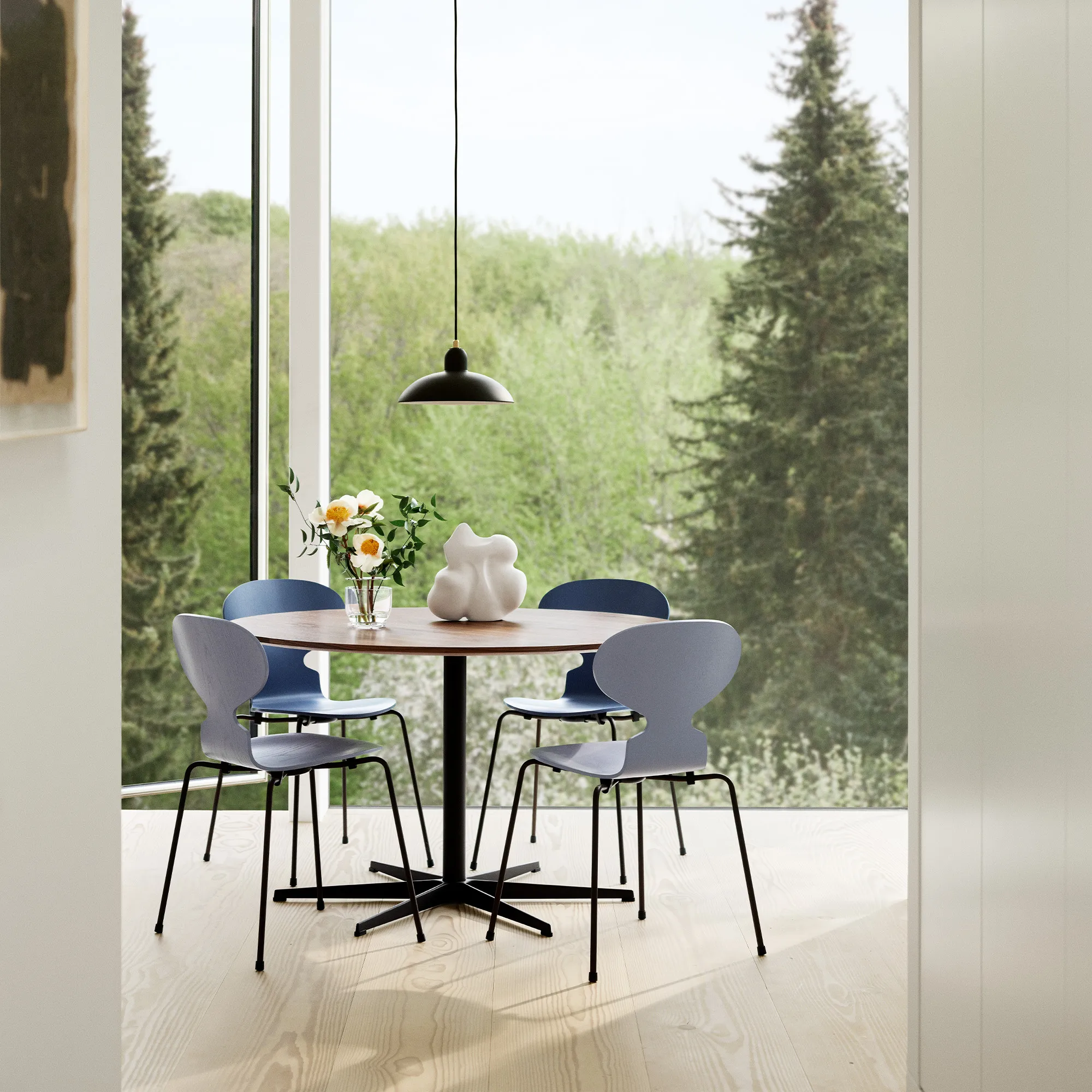 A825 Circular Dining Table Ø120 cm - 2