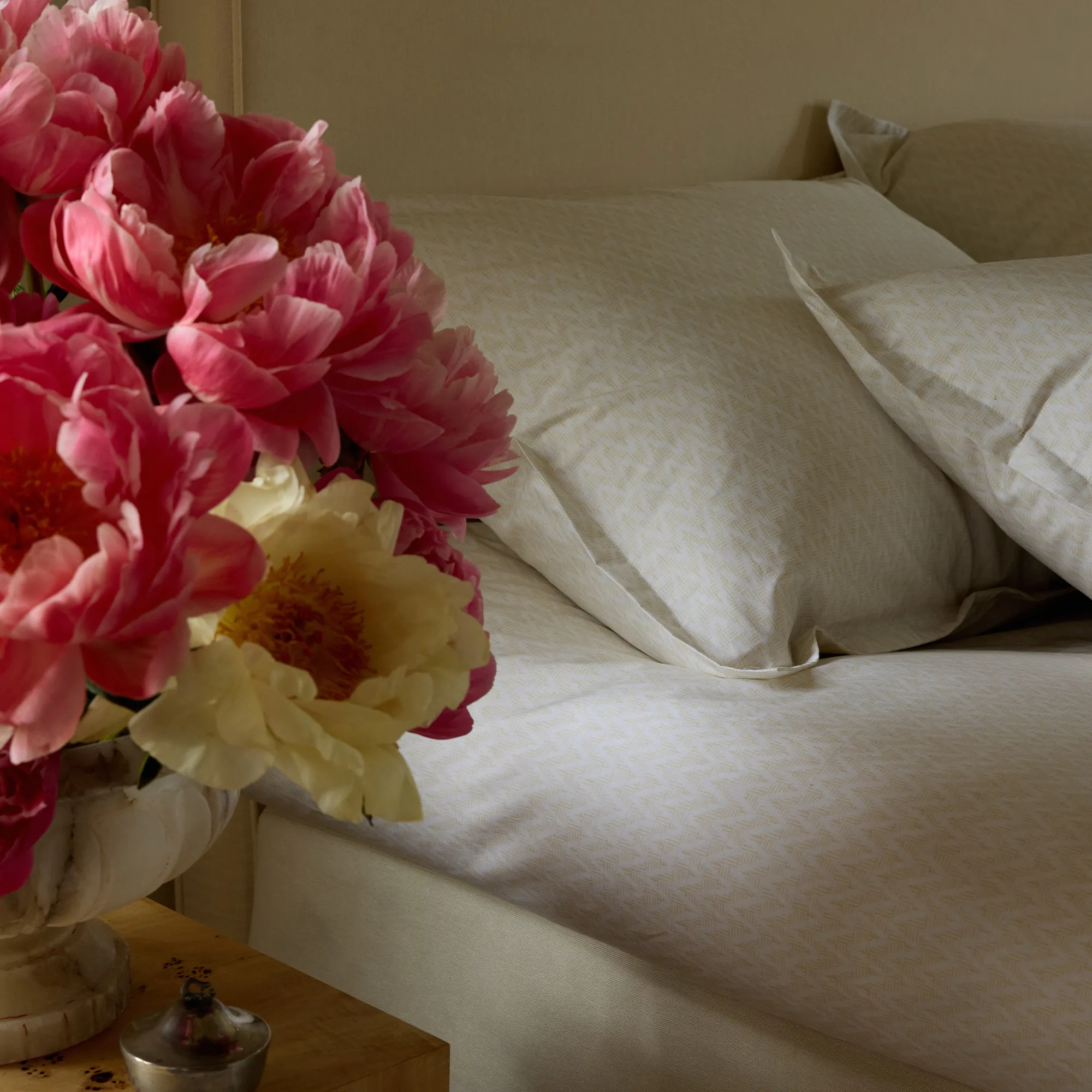 Brezza Pale Yellow Duvet Cover - 4