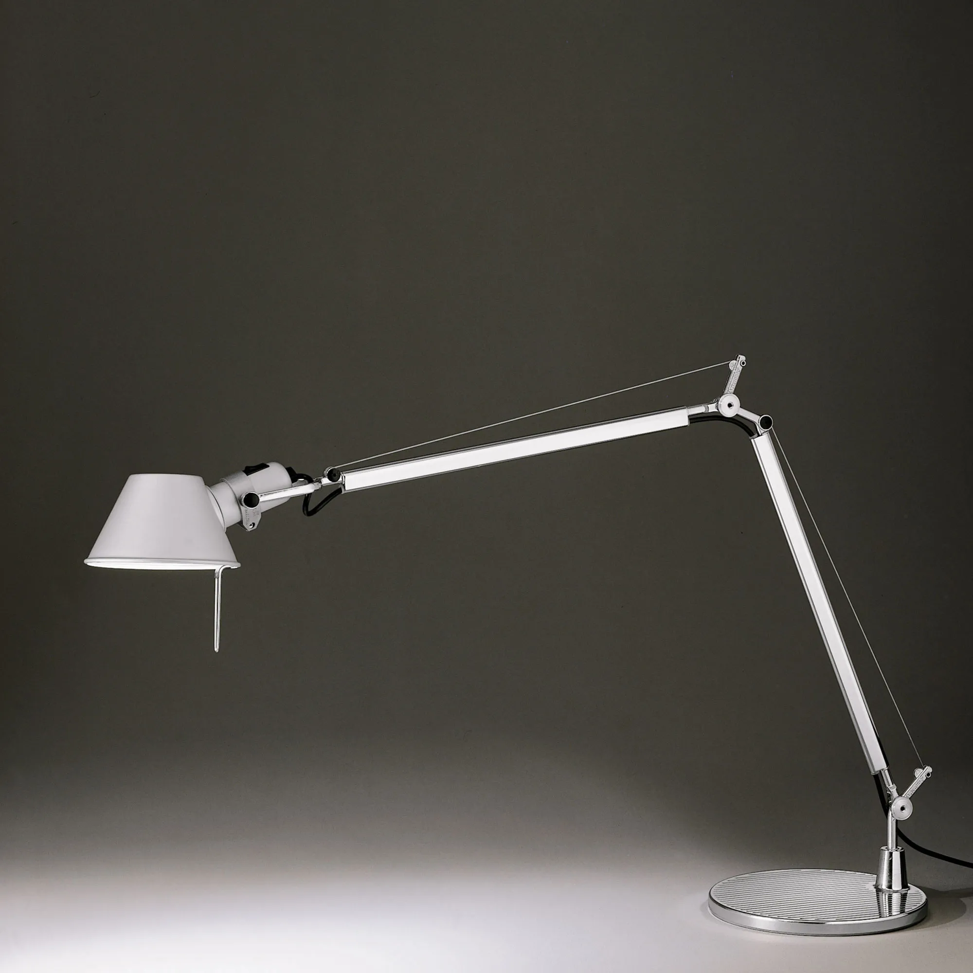 Tolomeo Desk - 2